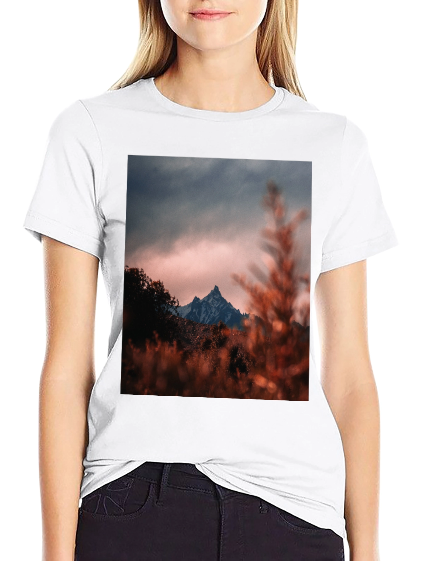 Mountain Peak Graphic Tee - Black