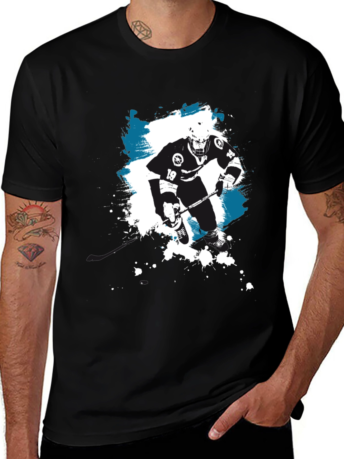 Hockey Player Graphic T-Shirt - Black