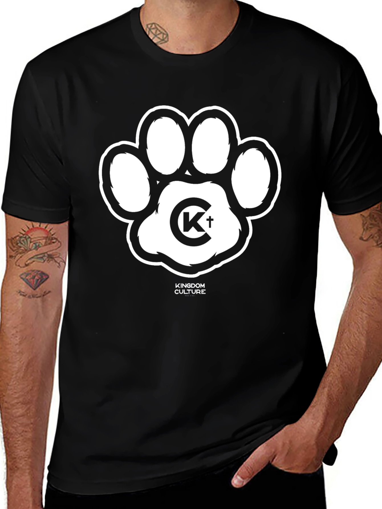 Kingdom Culture Paw Print Graphic Tee