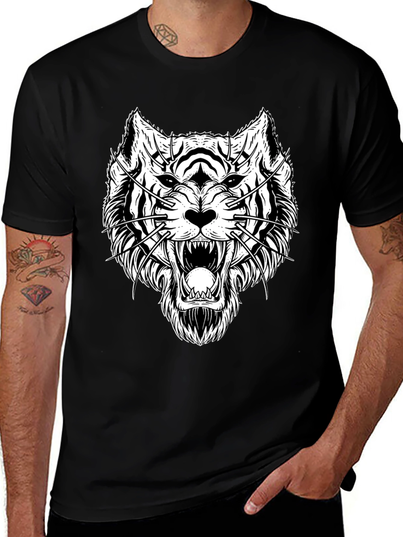 Tiger Graphic Tee - Bold Black T-Shirt