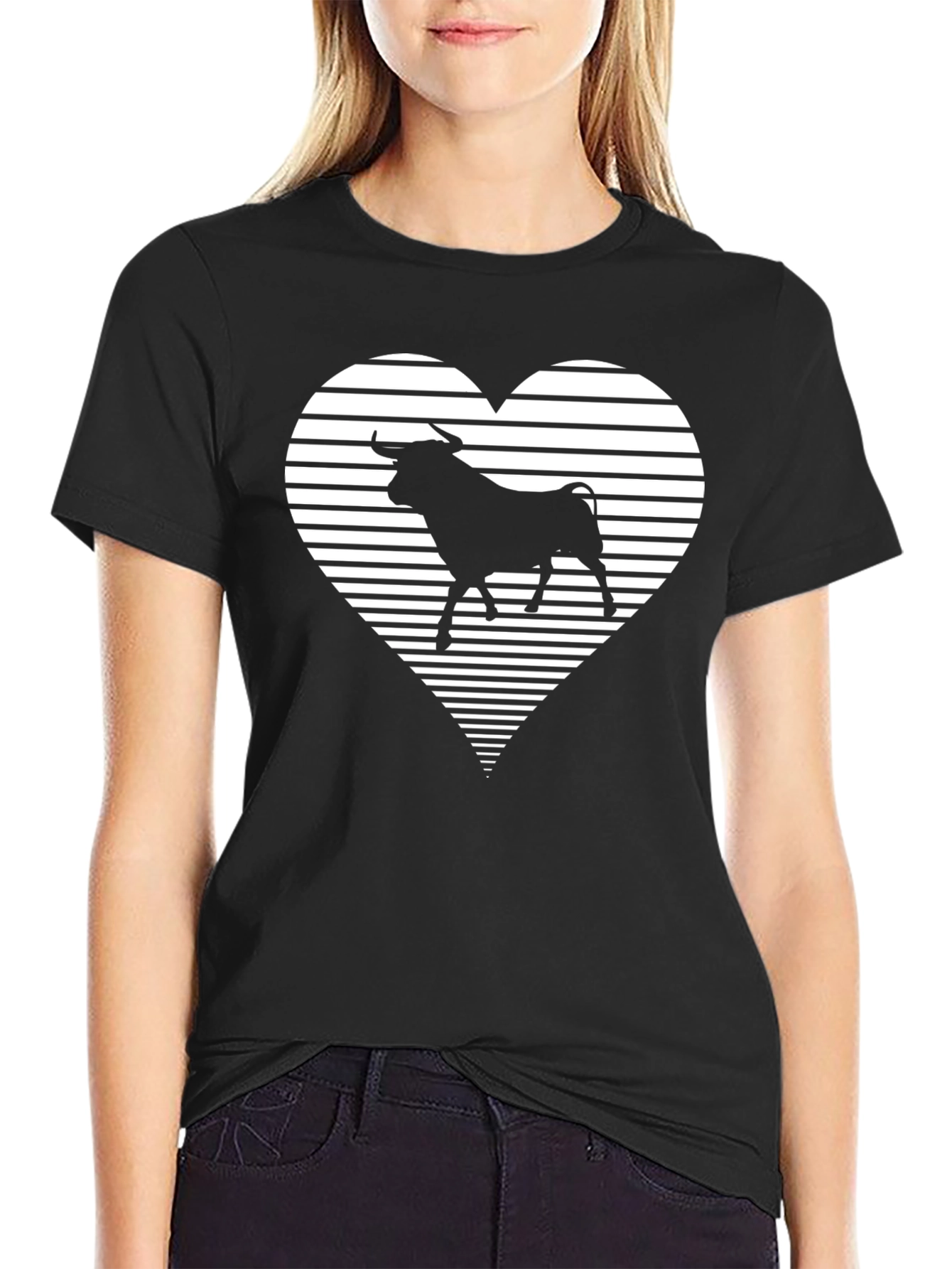 Bull Heart Graphic T-Shirt - Stylish Mens Tee