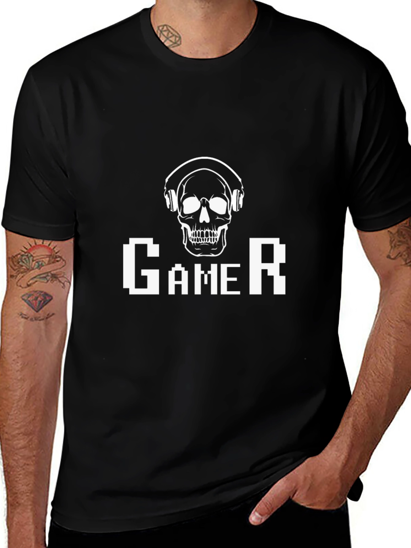 Gamer Skull Graphic Tee - Black Cotton T-Shirt