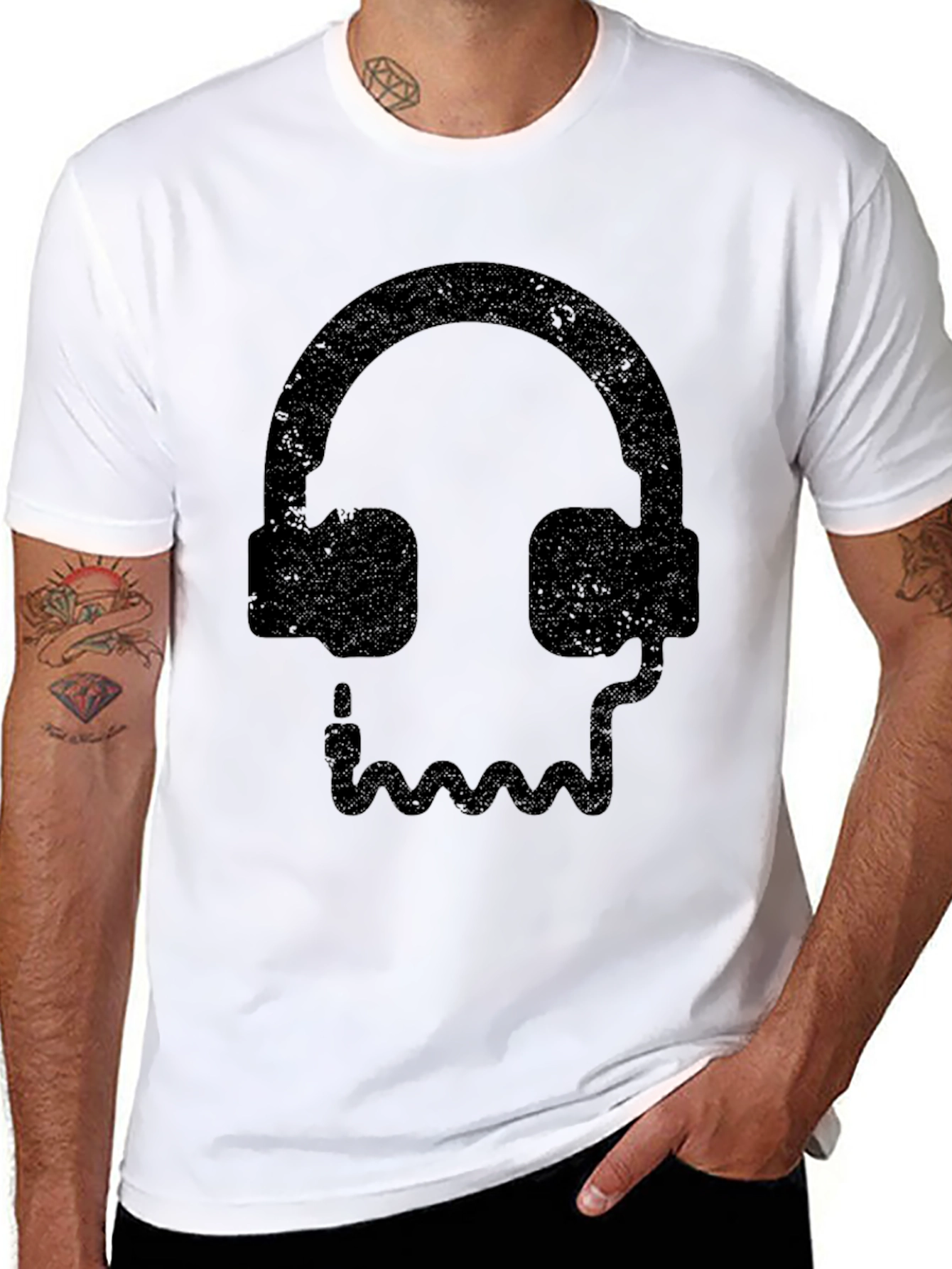 Skull Headphones Graphic Tee - Black Cotton T-Shirt