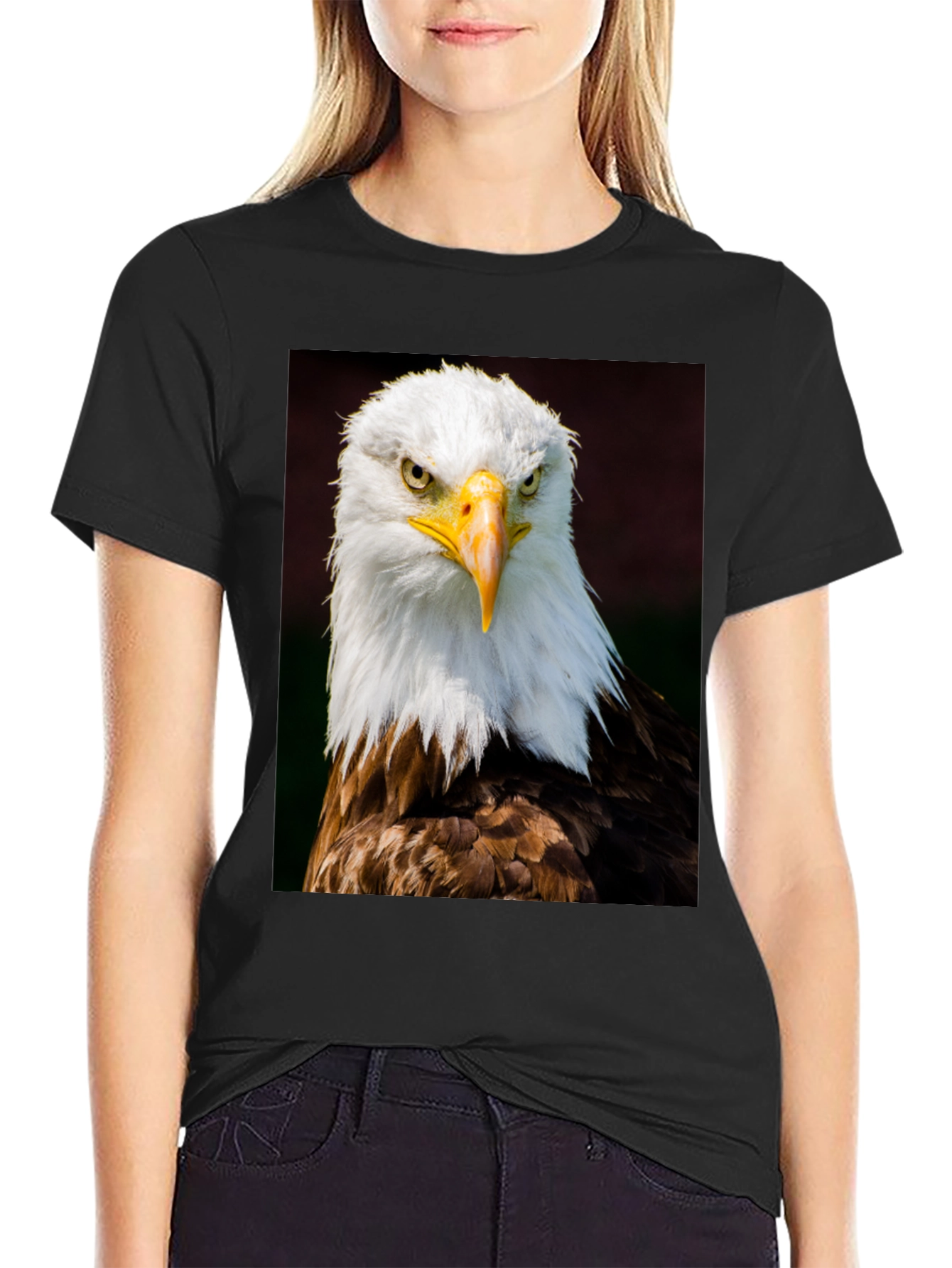 Eagle Graphic T-Shirt - Bold Bird of Prey Design