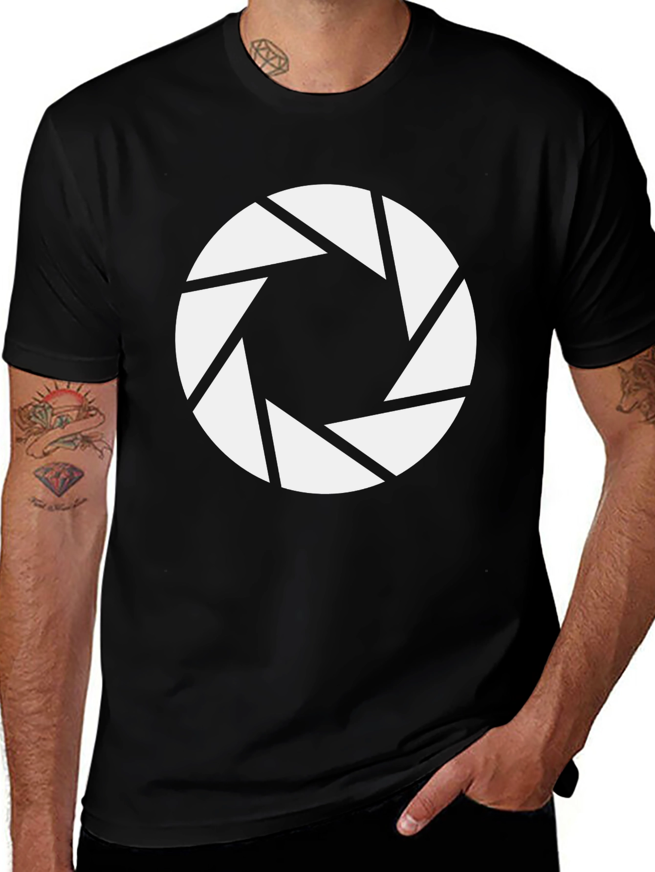 Aperture Iris Graphic Tee - Black Short Sleeve