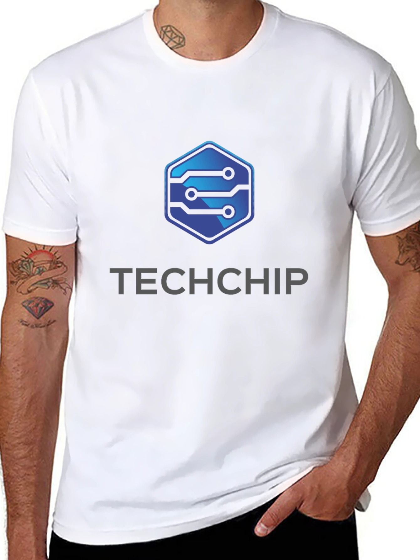 TechChip Black T-Shirt: Modern Circuit Design