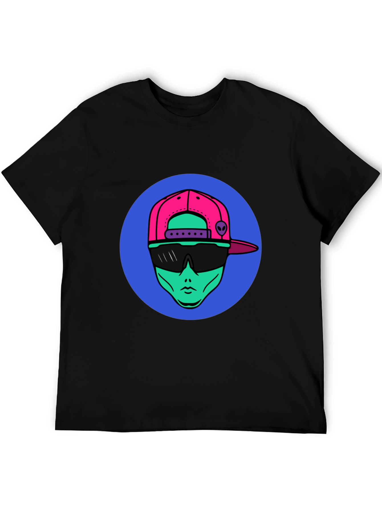 Cool Alien Graphic Tee - Trendy Black T-Shirt