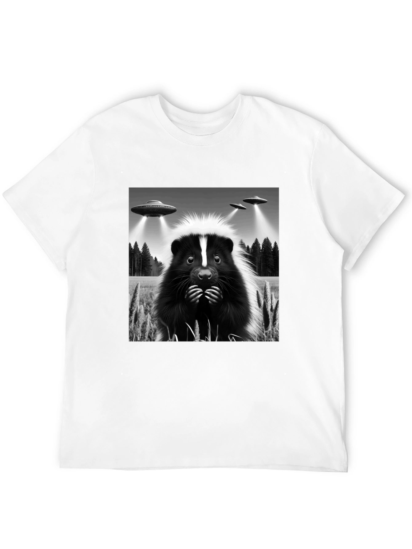 Skunk Alien Abduction Graphic Tee - Black Cotton