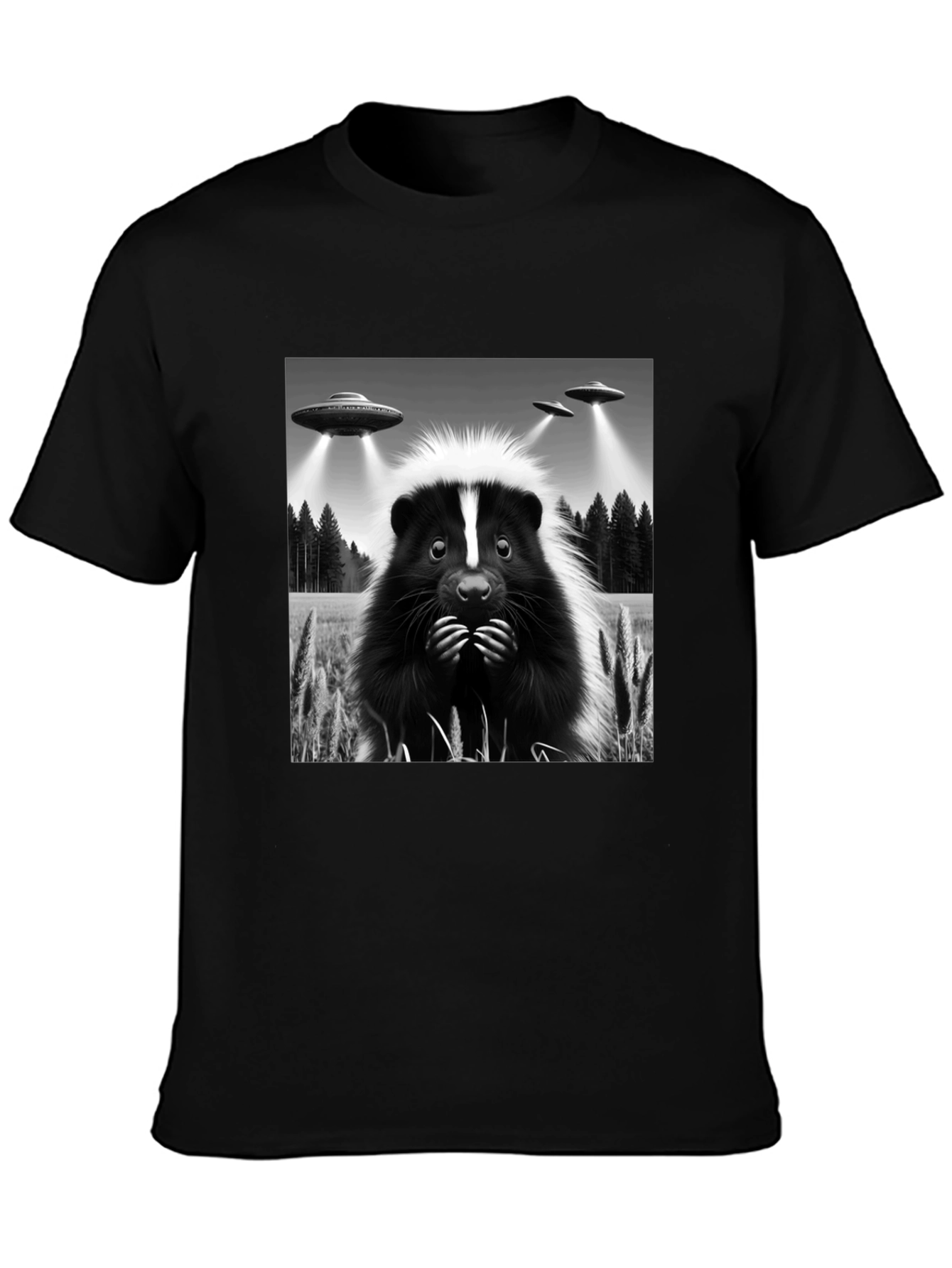 Skunk Alien Abduction Graphic Tee - Black Cotton