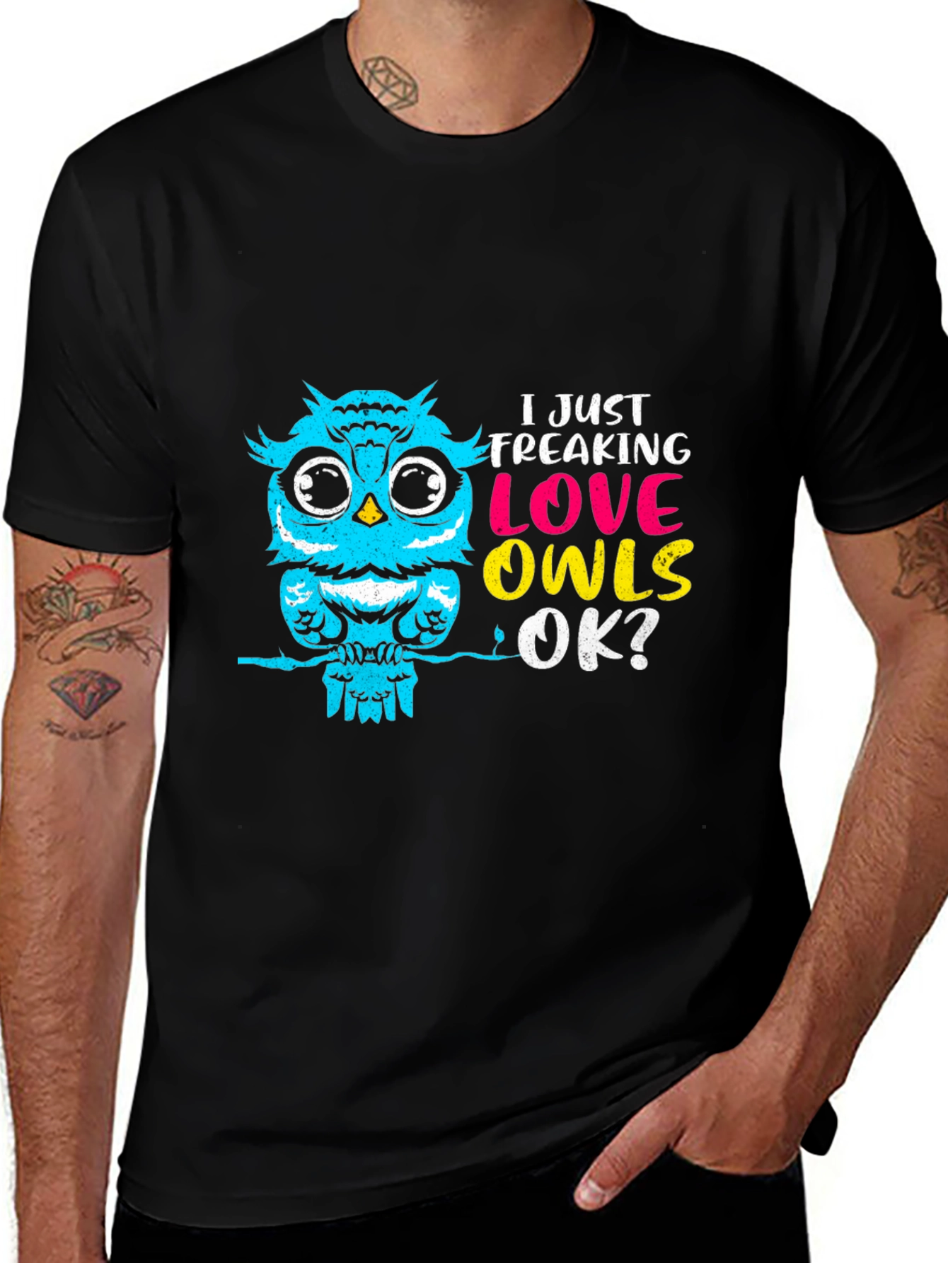 I Just Freaking Love Owls Black T-Shirt