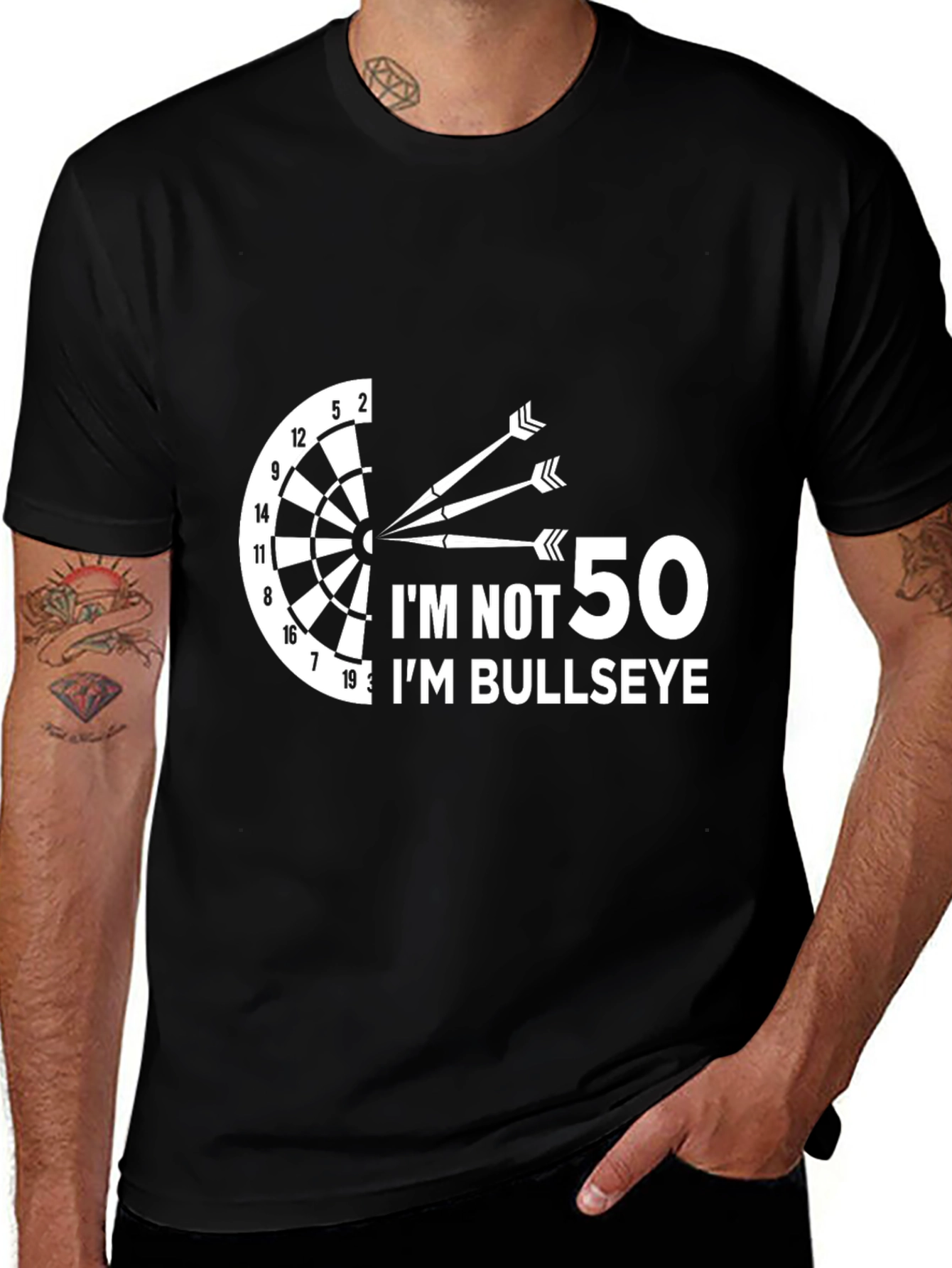 Funny Darts T-Shirt - Im Not 50 Im Bullseye