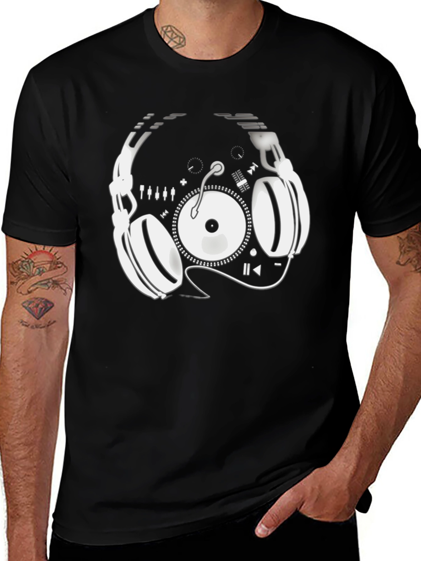 DJ Headphones & Turntable Graphic Tee - Black