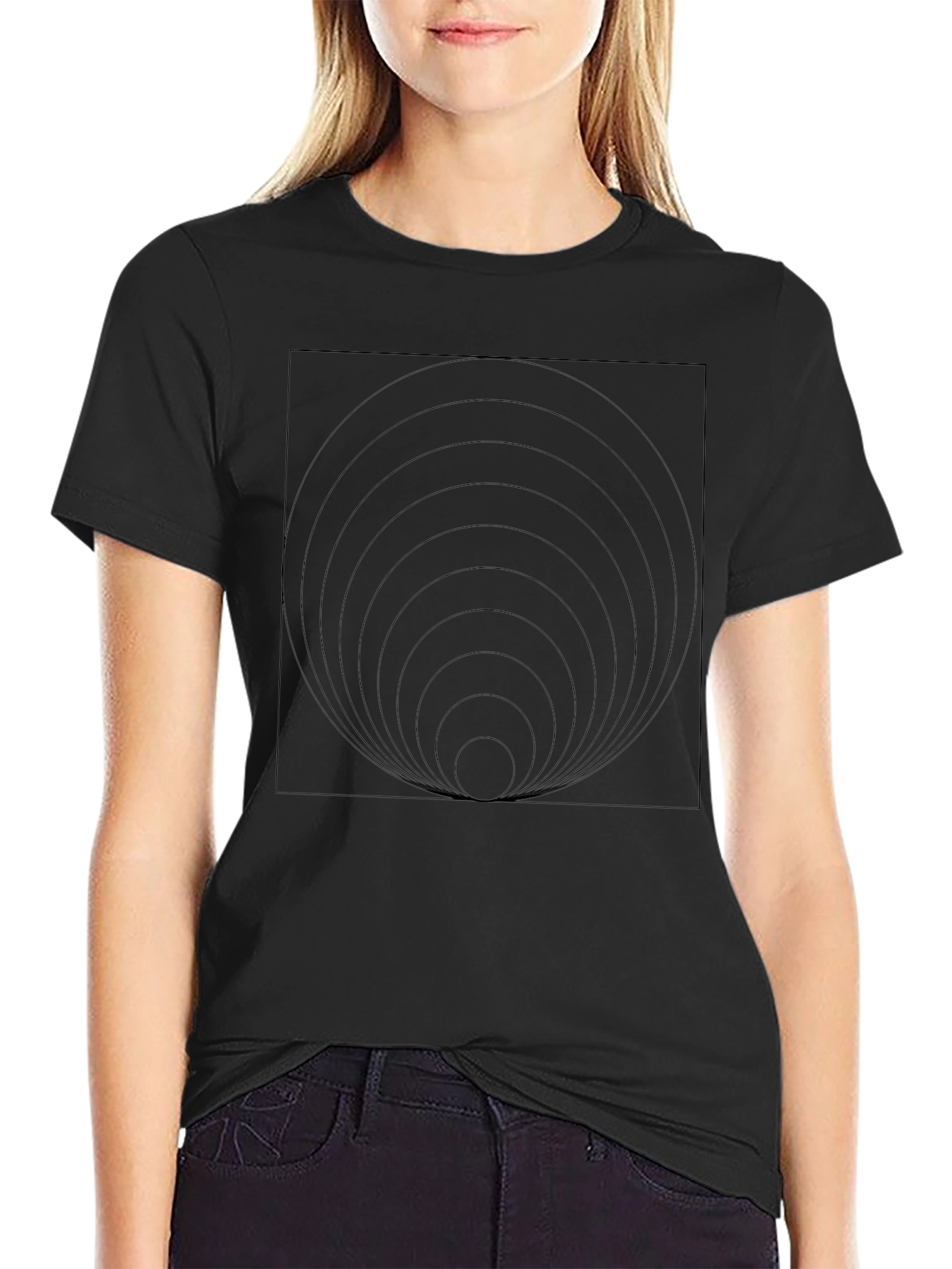 Black Circle Square Graphic Tee - Modern Style