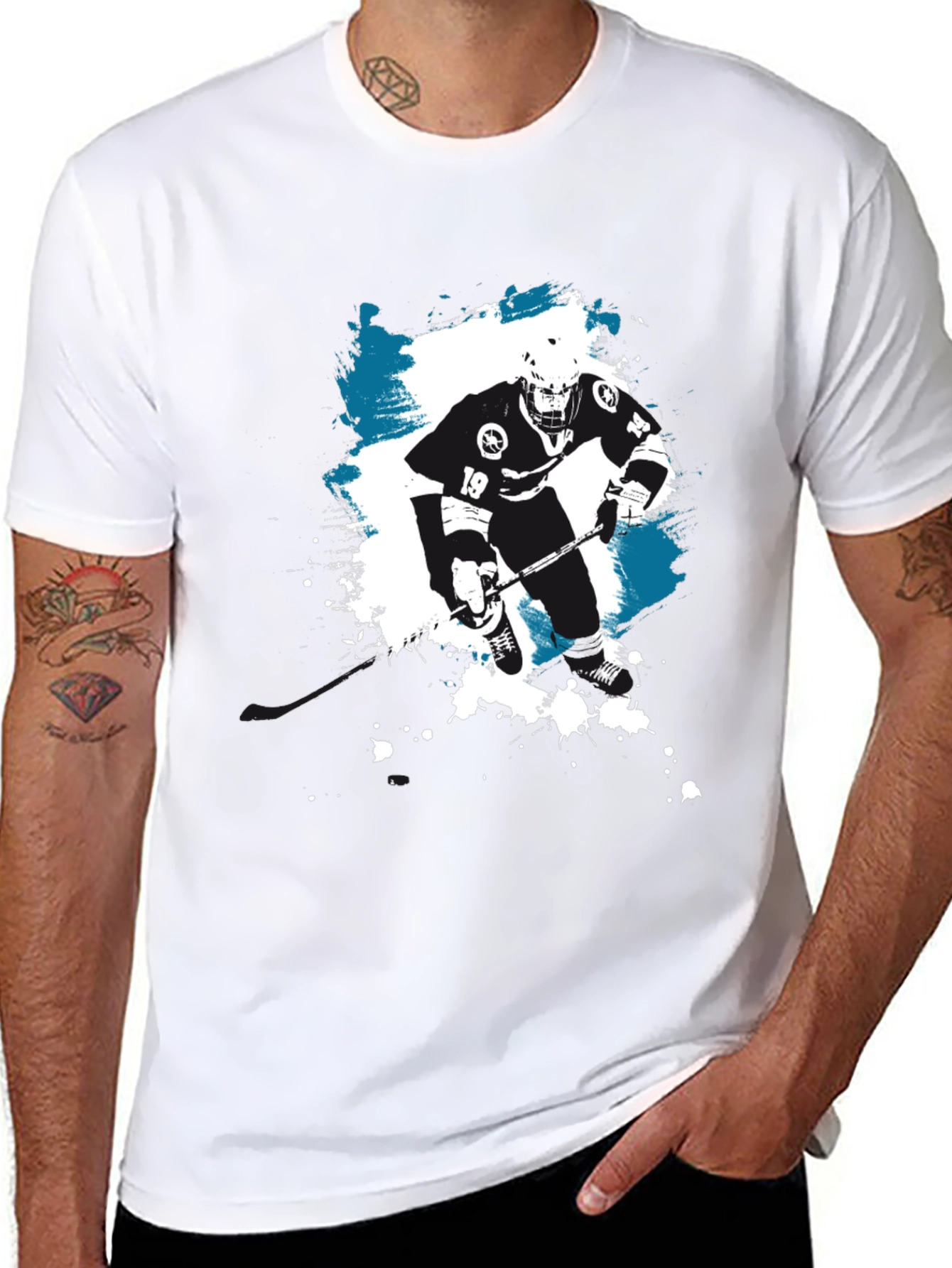 Hockey Player Graphic T-Shirt - Black