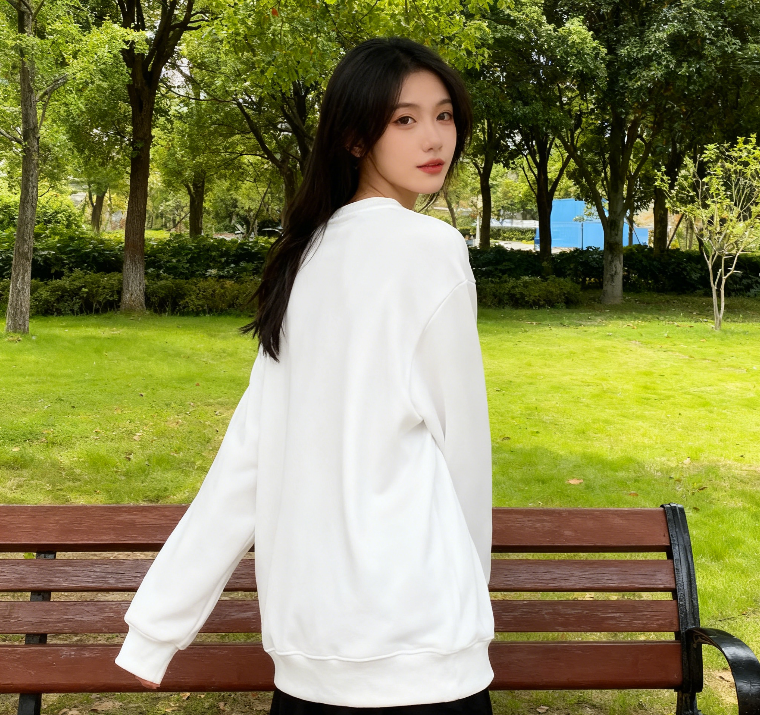 Motivational 'BACK TO THE GYM' Graphic Sweatshirt