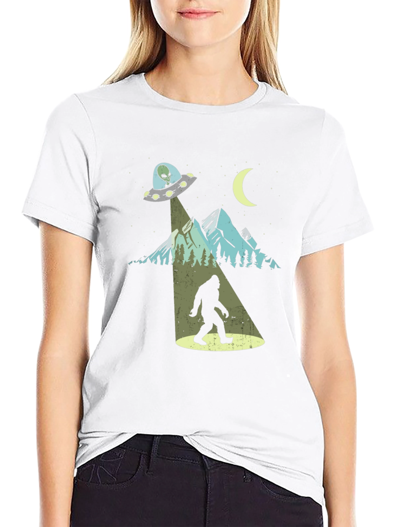 UFO Bigfoot T-Shirt - Alien Abduction Tee