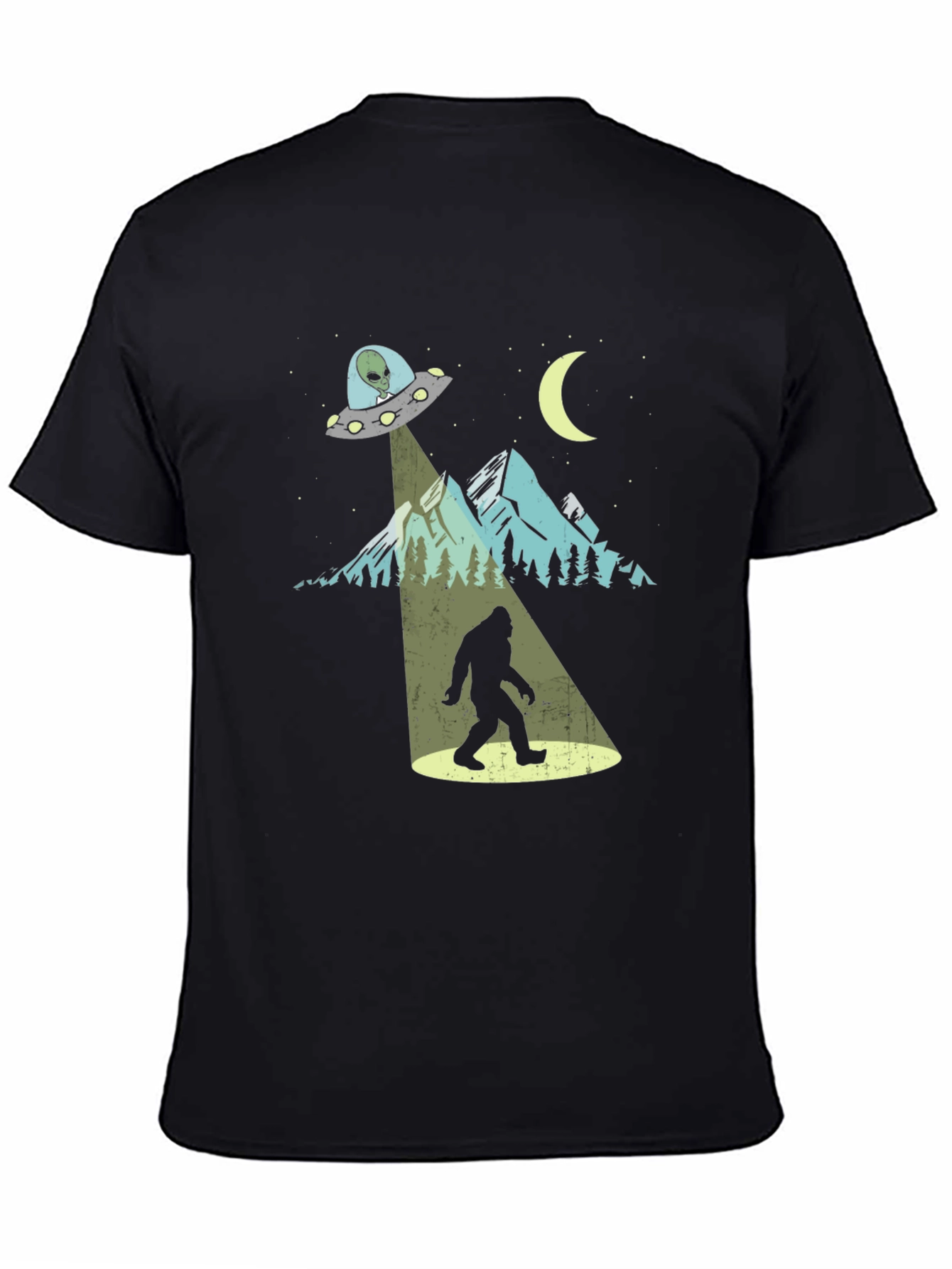 UFO Bigfoot T-Shirt - Alien Abduction Tee