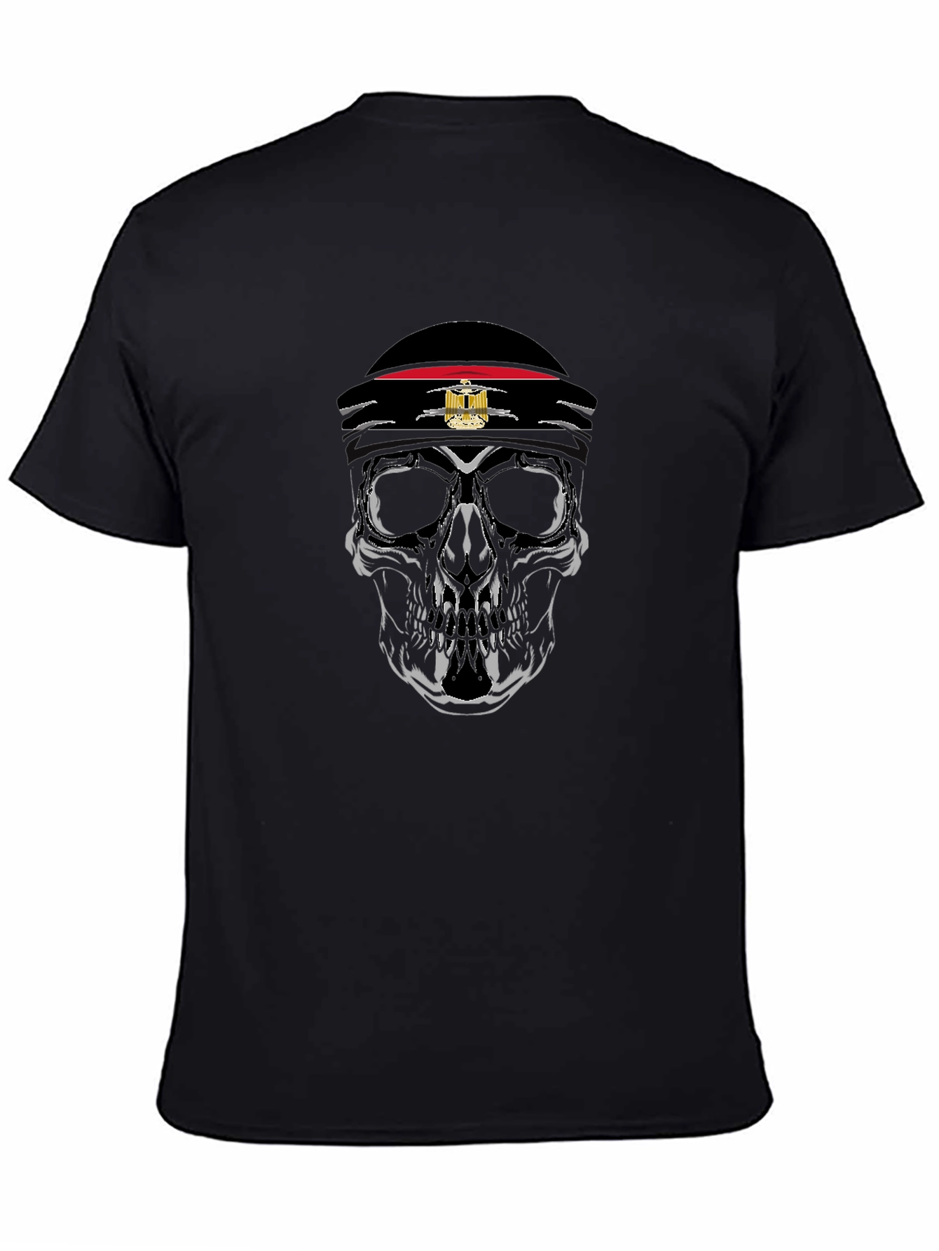Skull Graphic T-Shirt: Edgy Style