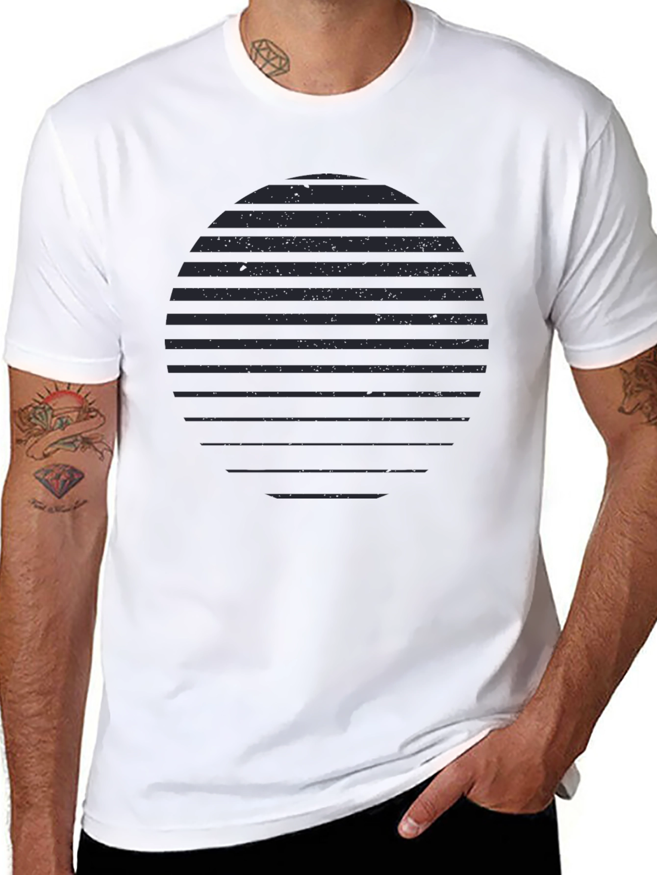 Striped Circle Graphic T-Shirt - Stylish Casual Wear