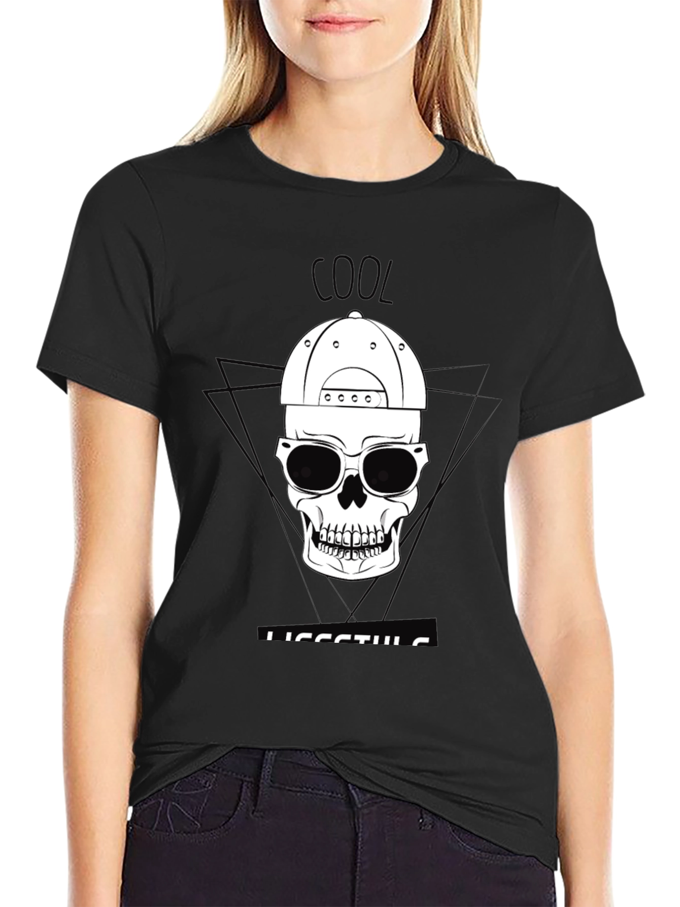 Cool Lifestyle Skull Graphic Tee - Black
