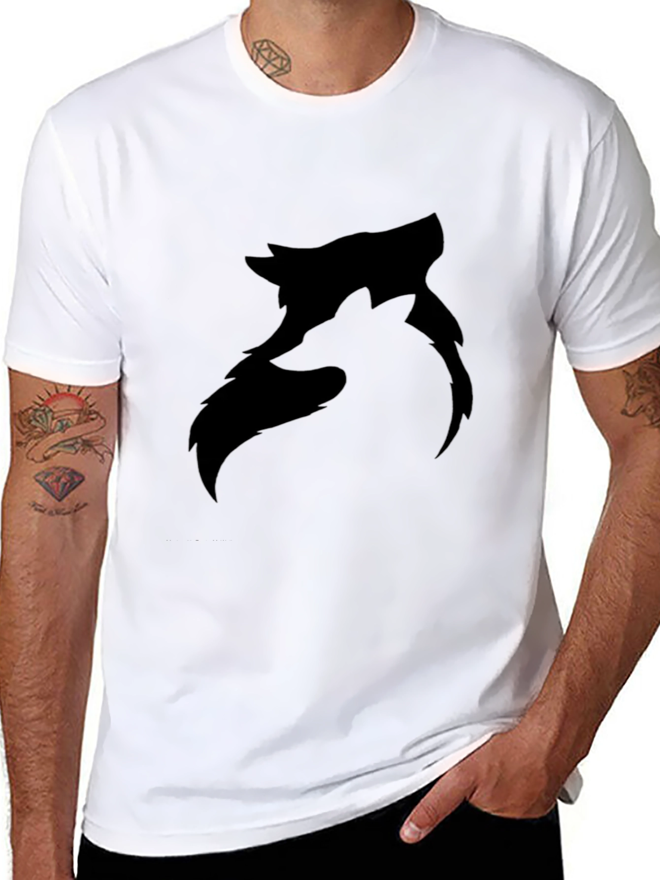 Black Wolf Graphic Tee - Modern Style