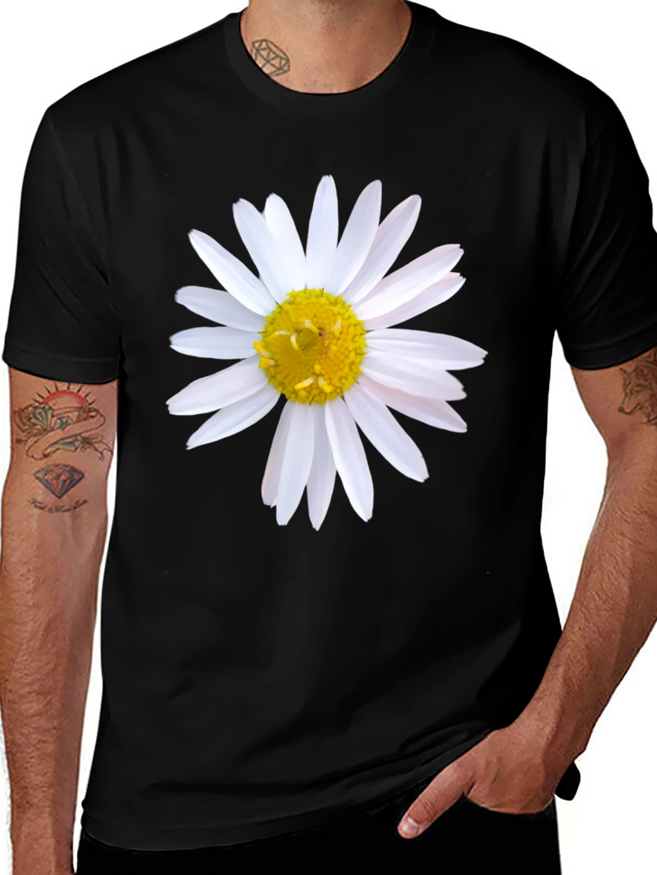 Daisy Flower Graphic T-Shirt - Stylish and Comfortable