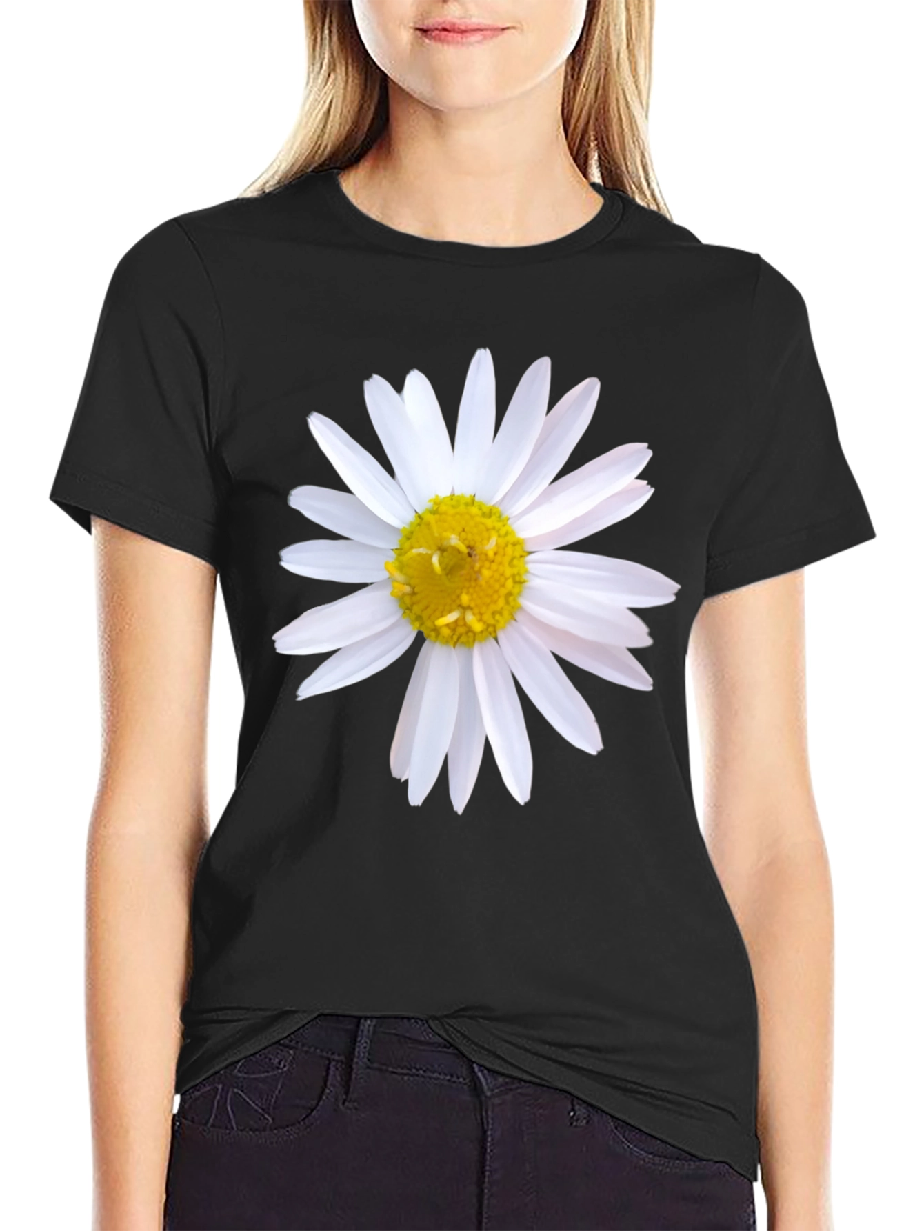 Daisy Flower Graphic T-Shirt - Stylish and Comfortable
