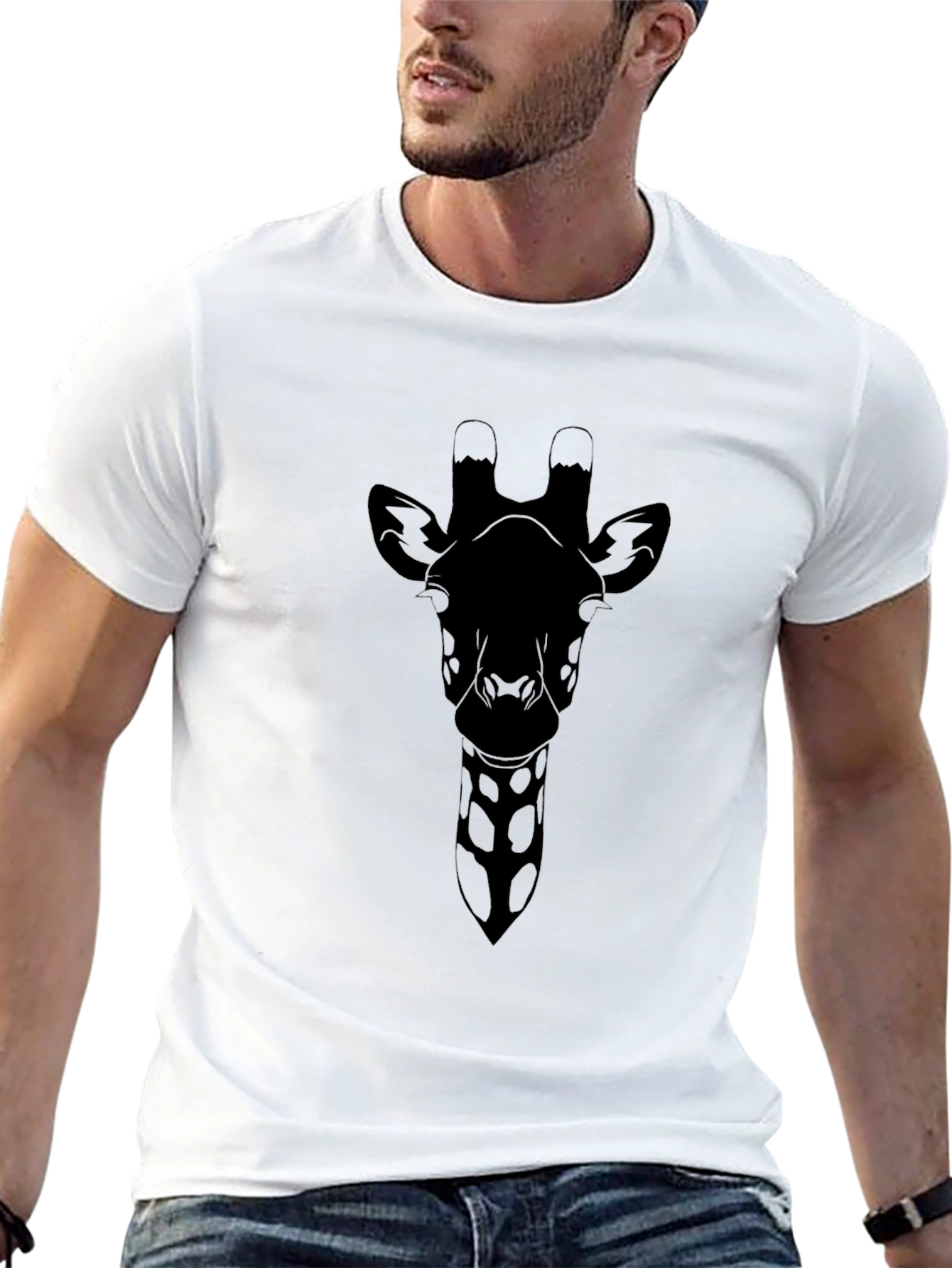 Giraffe Graphic Tee - Sleek Black Design