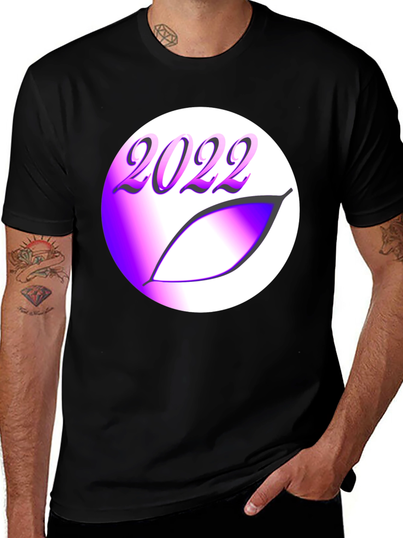 2022 Leaf Graphic T-Shirt