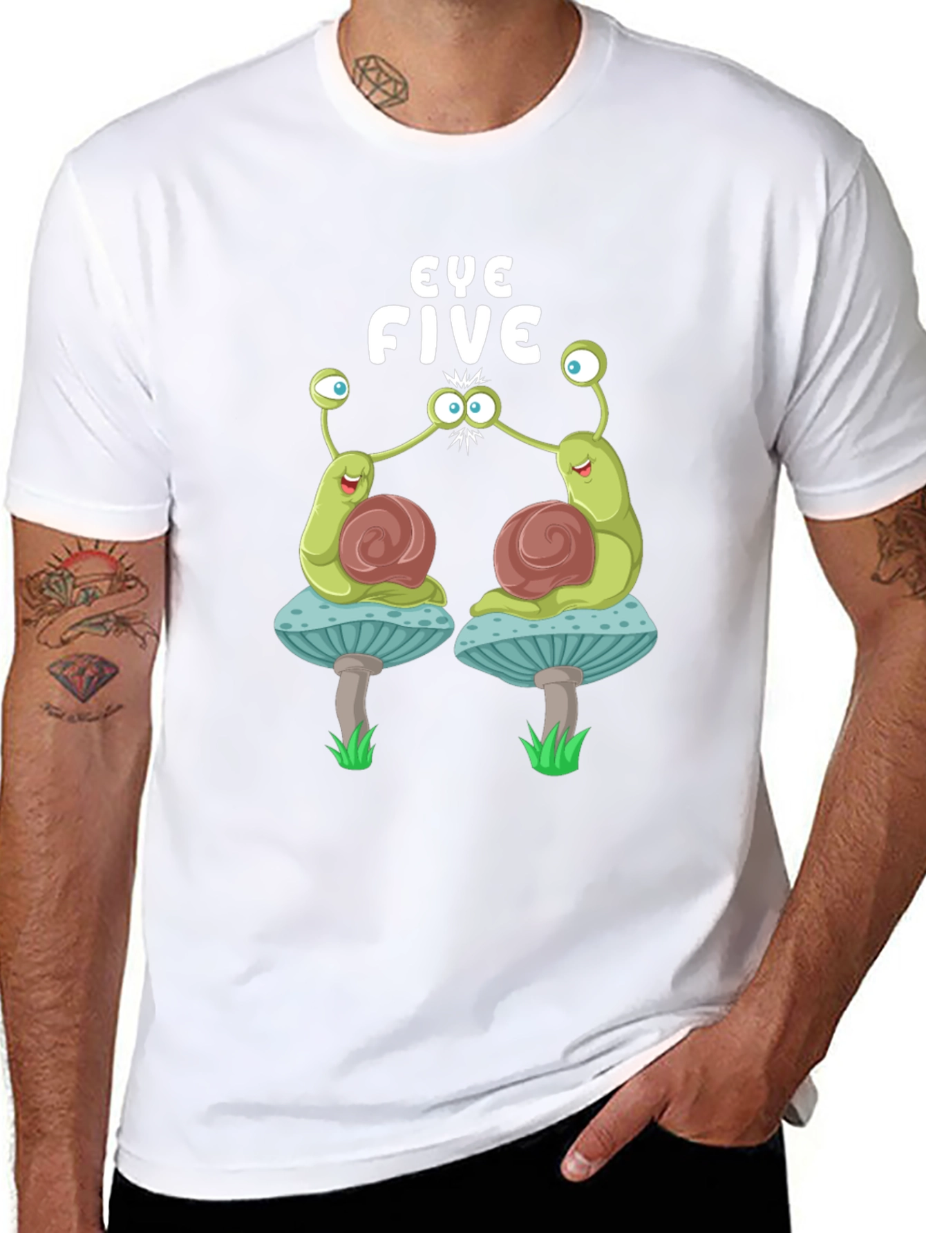 Eye Five Snail Graphic T-Shirt