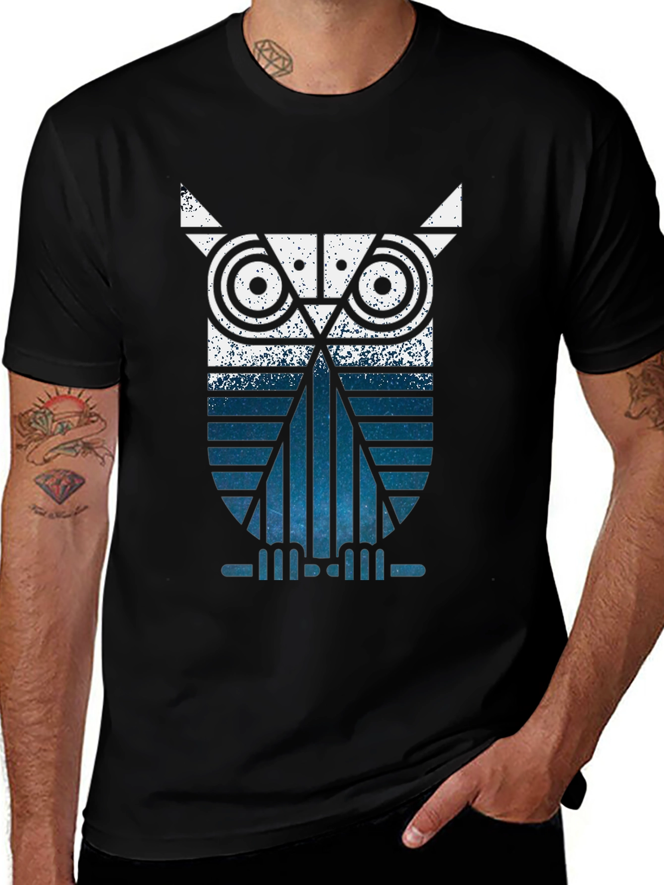 Geometric Owl Graphic Tee - Modern Style