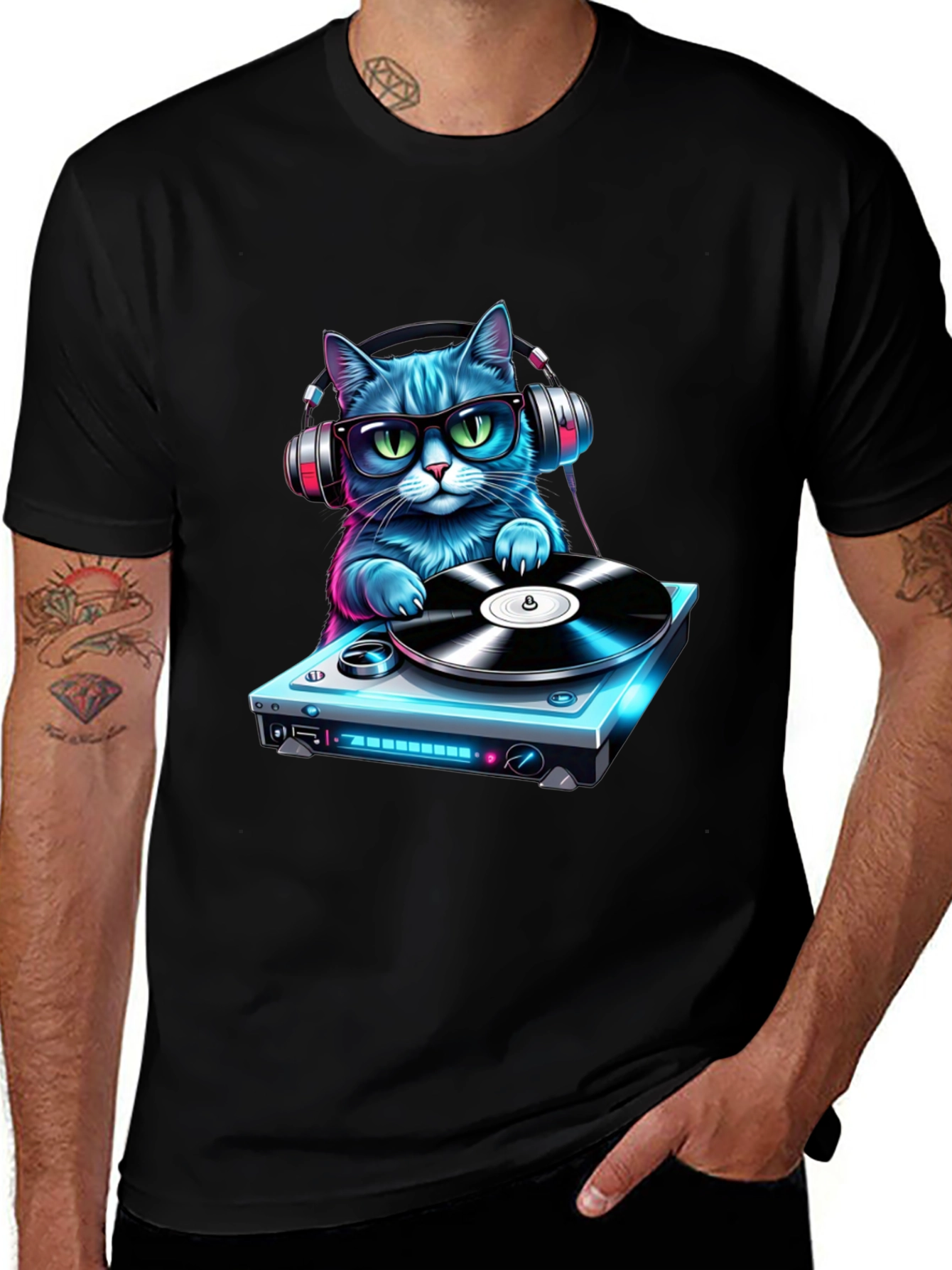 DJ Cat Graphic Tee - Cool & Fun T-Shirt