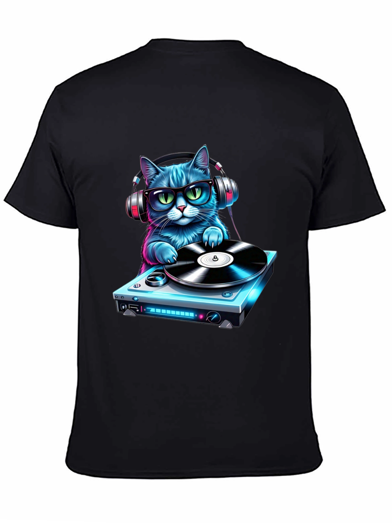 DJ Cat Graphic Tee - Cool & Fun T-Shirt