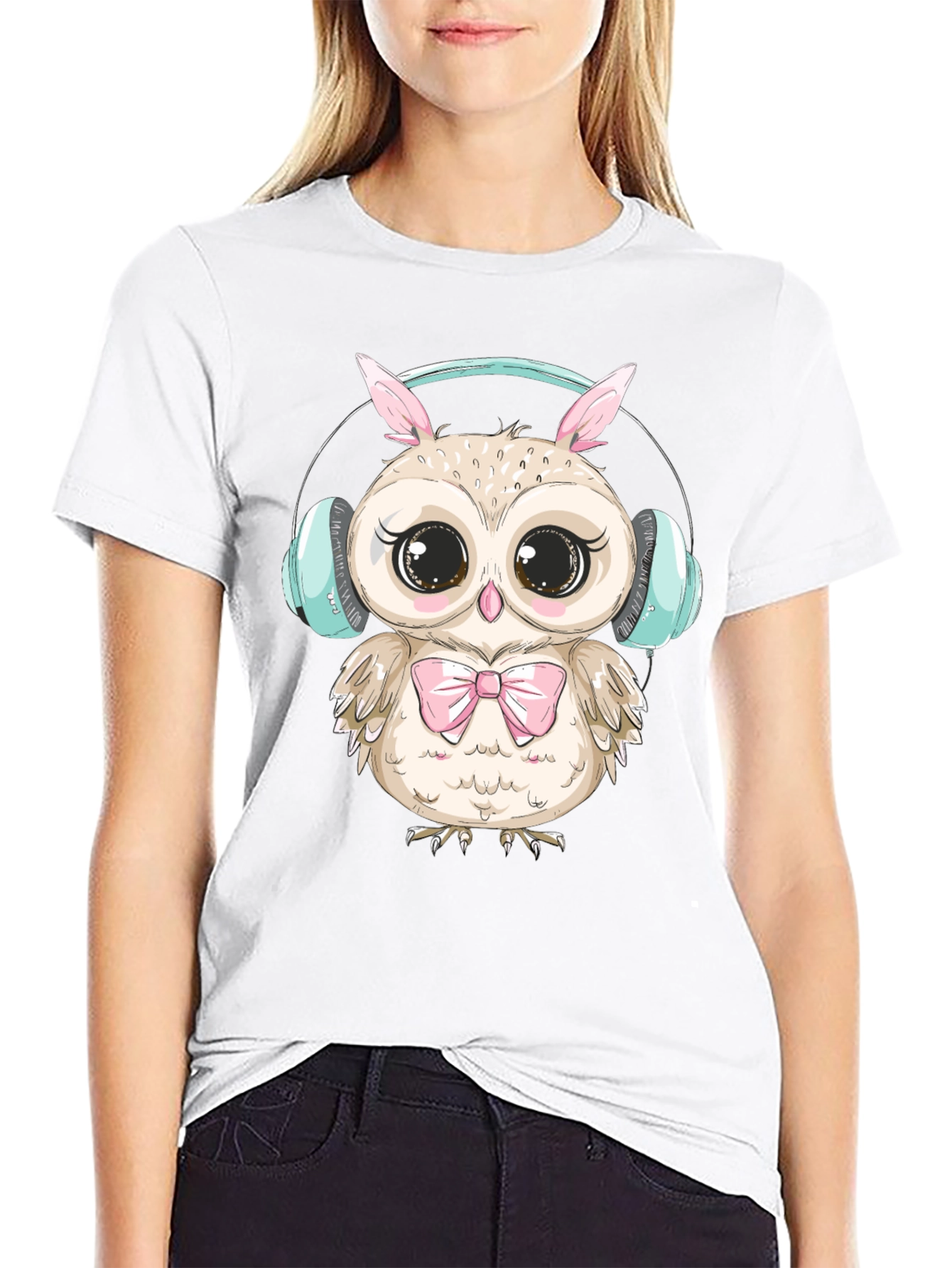 Cute Owl with Headphones Graphic Tee