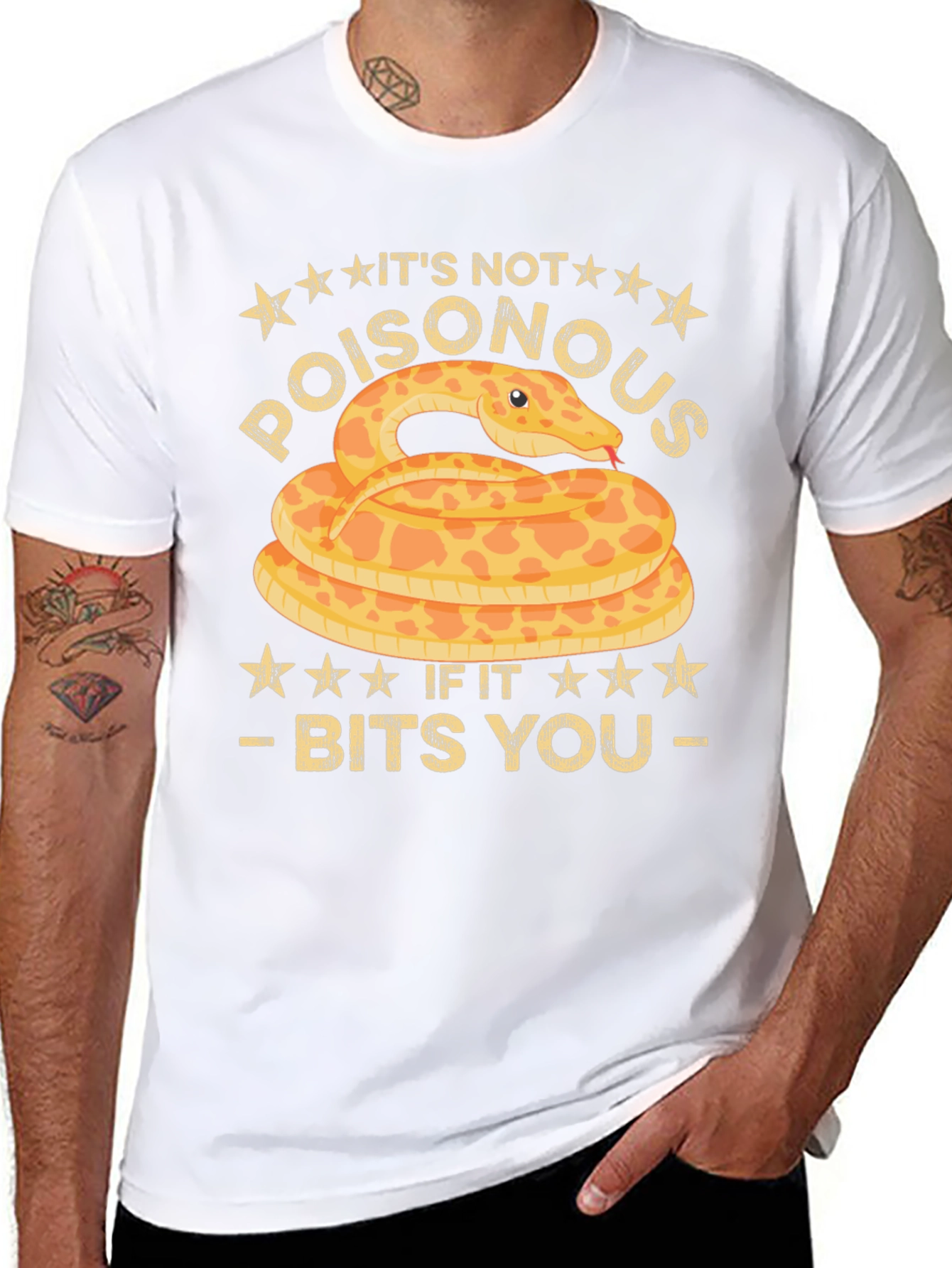 Funny Snake Bites T-Shirt - Its Not Poisonous