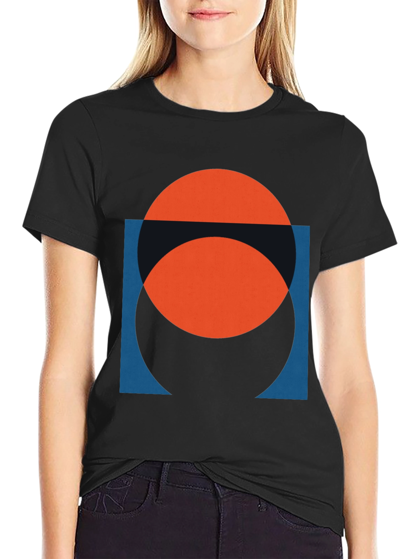 Geometric Circle Graphic Tee - Modern Design