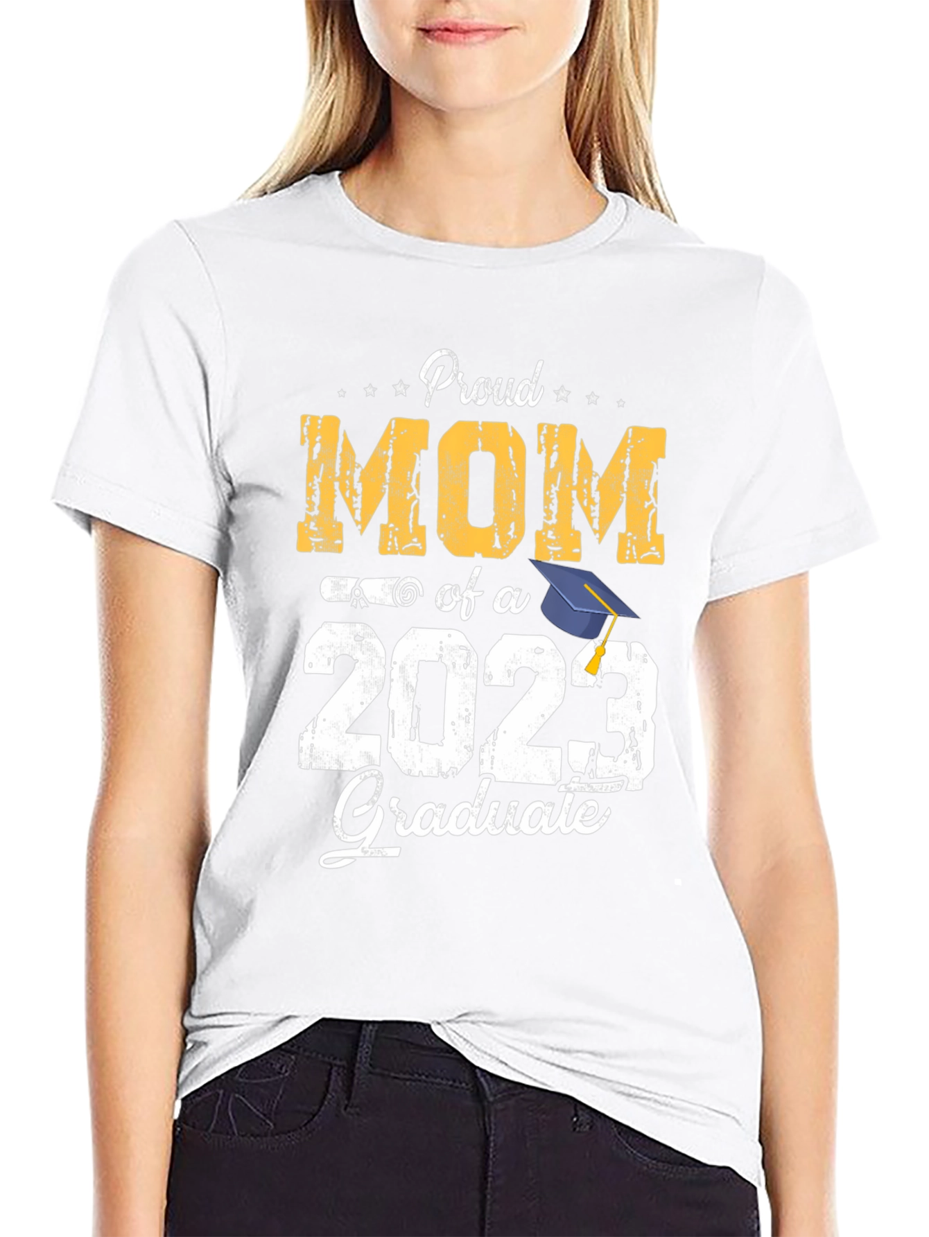 Proud Mom of a 2023 Graduate T-Shirt