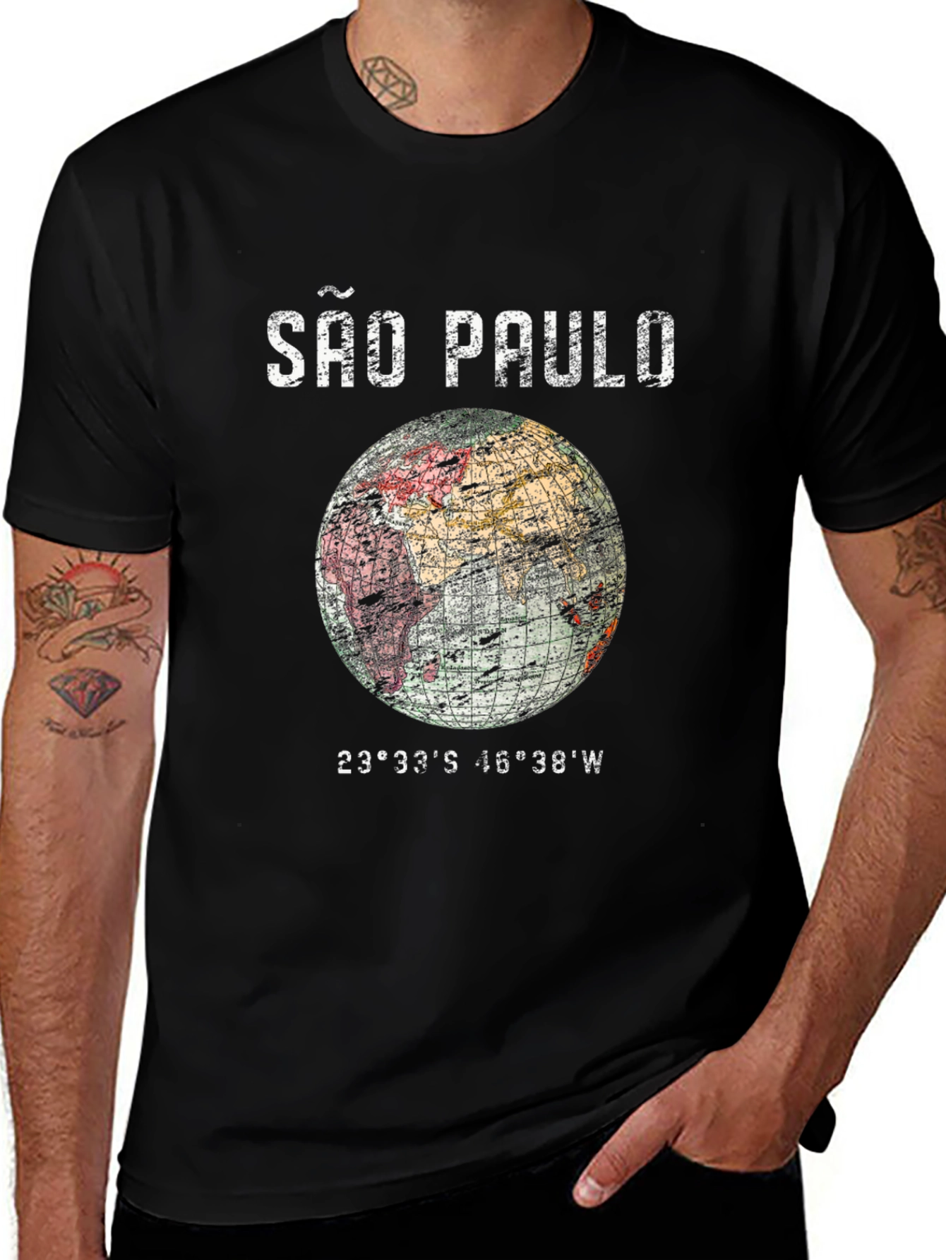São Paulo Globe Graphic T-Shirt - Unisex