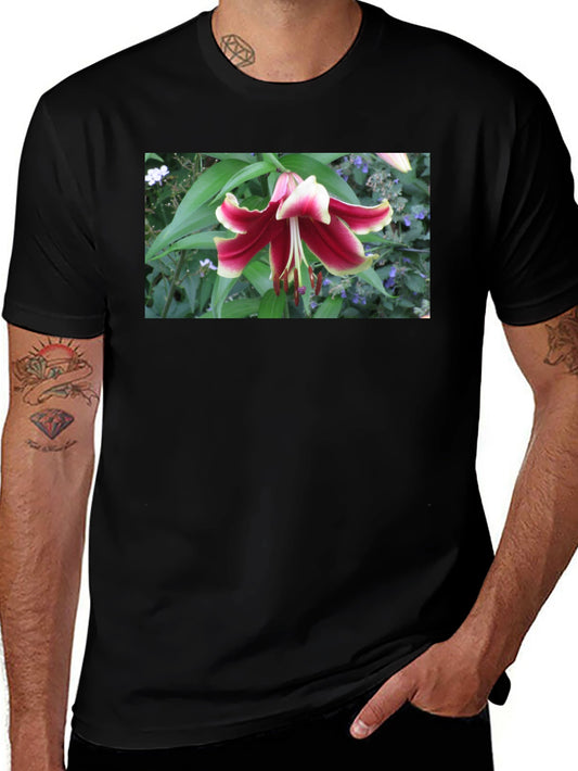 Floral Lily T-Shirt - Botanical Graphic Tee