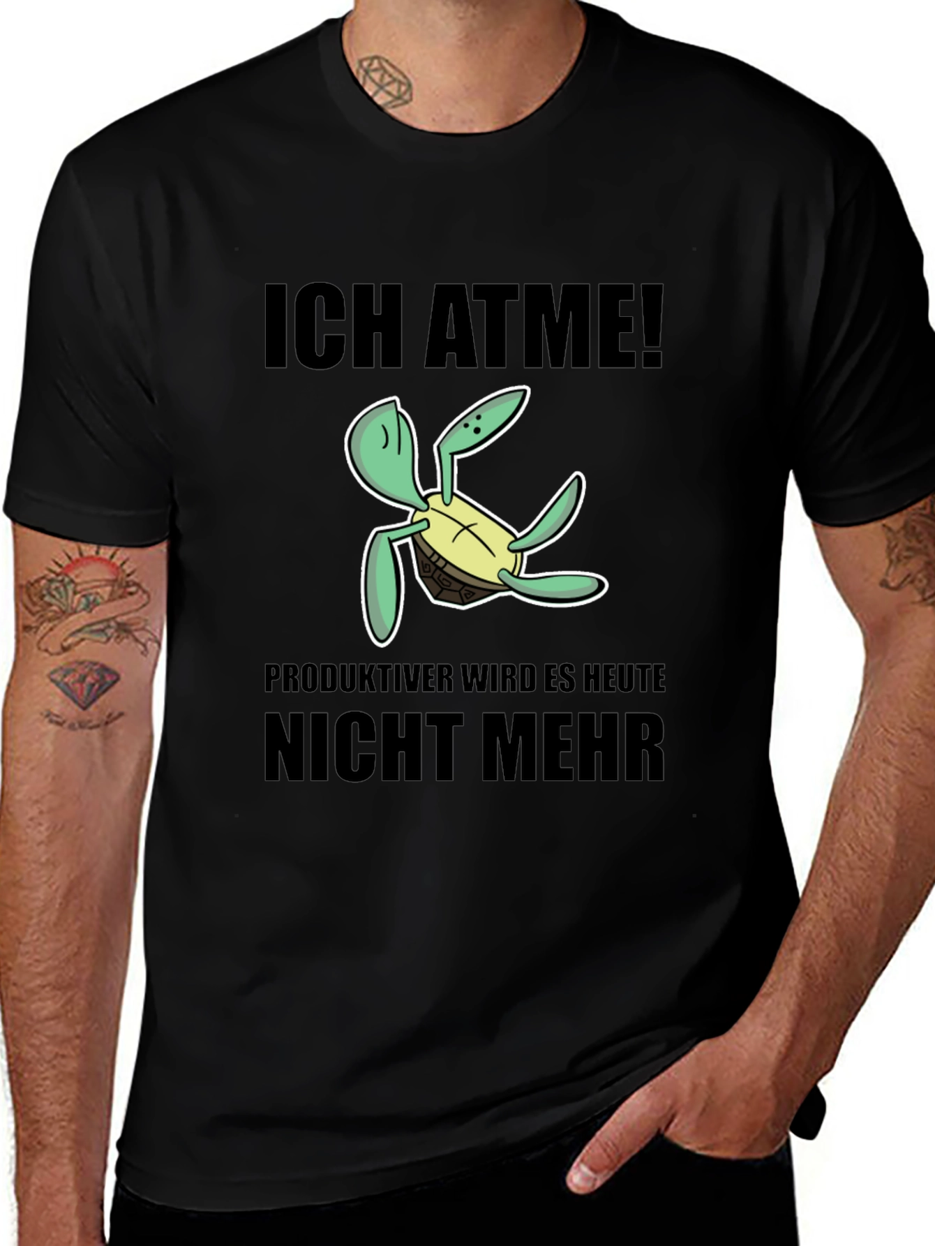 Ich Atme Turtle T-Shirt - Funny German Slogan Tee