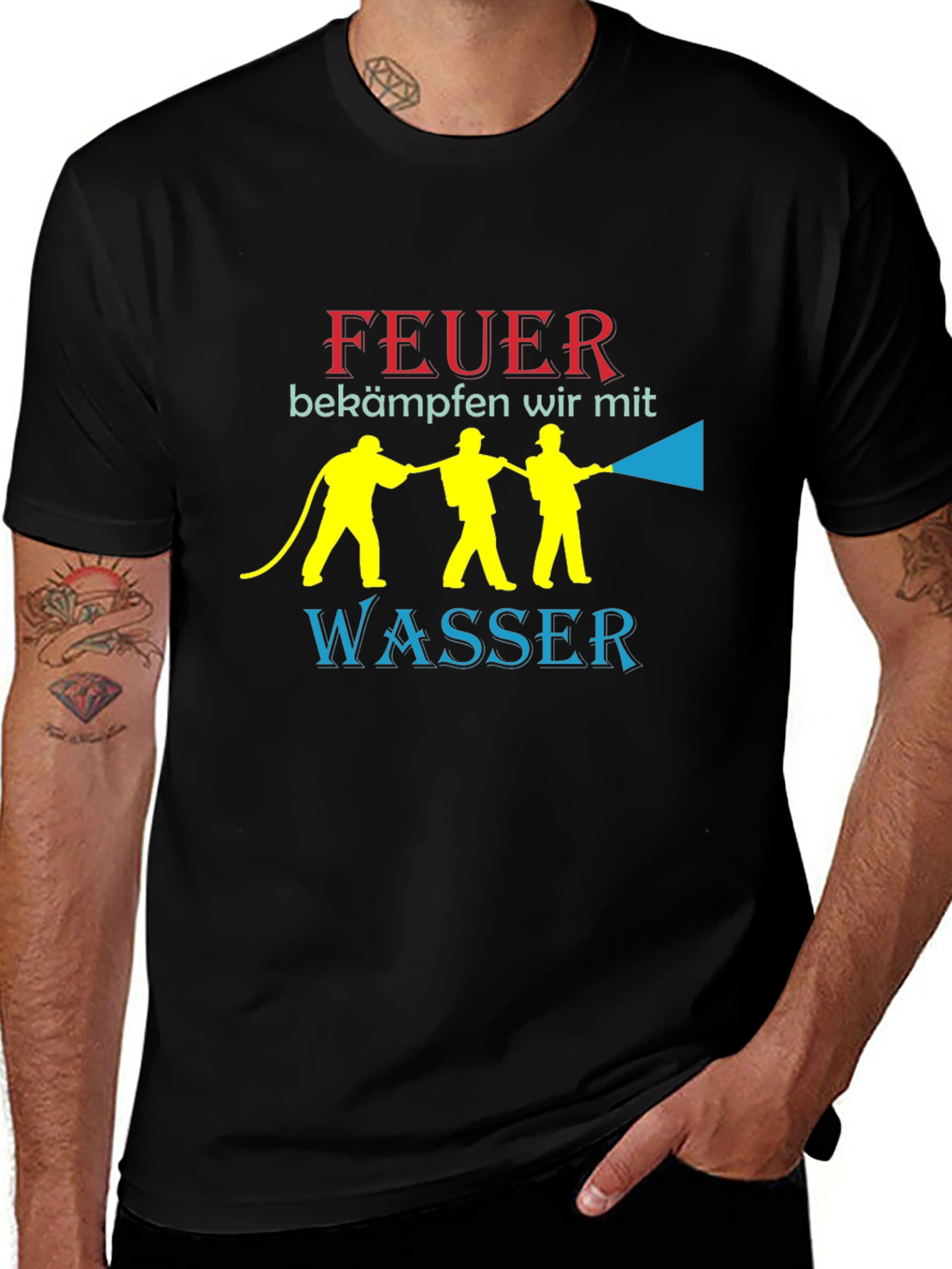 Feuer T-Shirt: Firefighters Fight Fire With Water