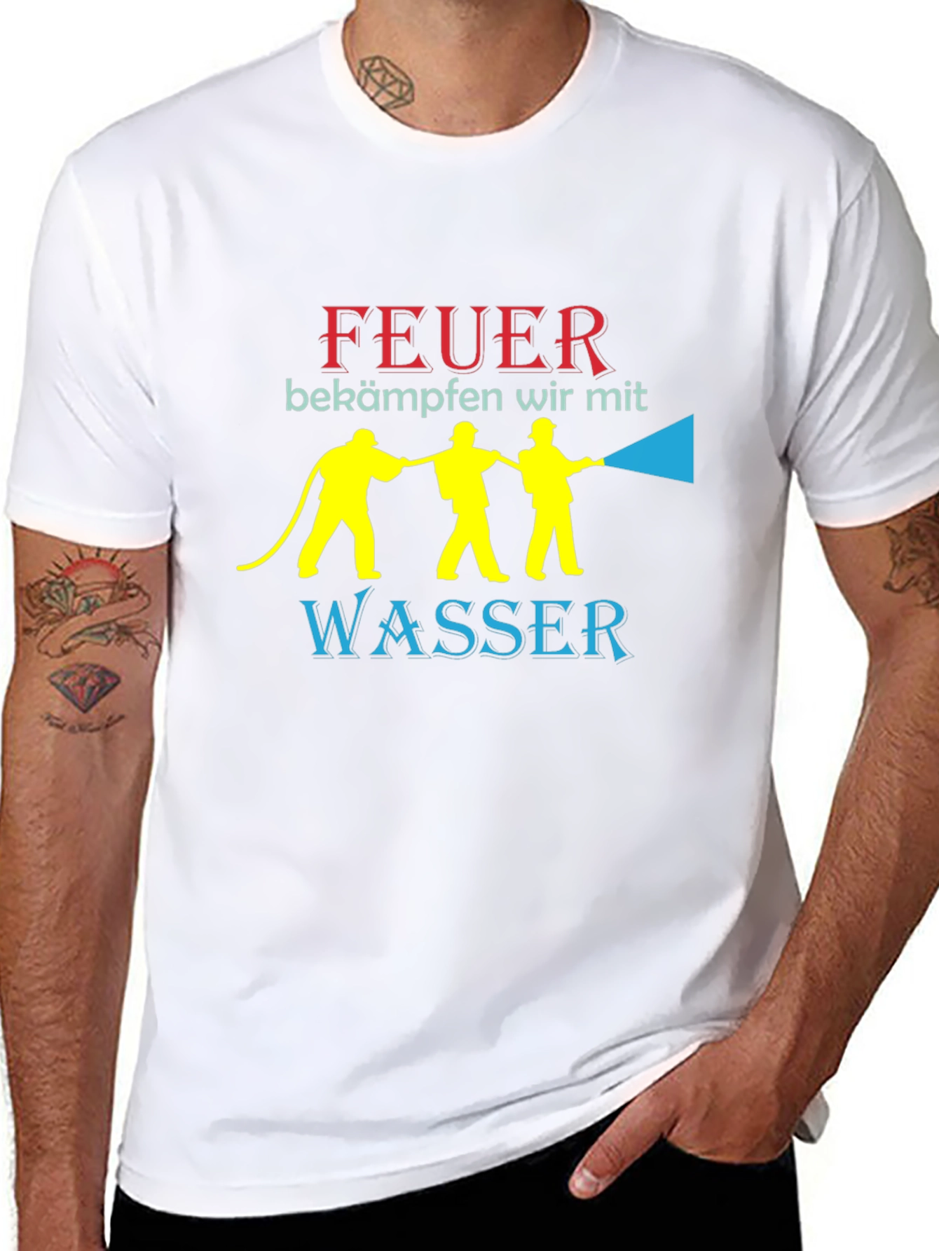 Feuer T-Shirt: Firefighters Fight Fire With Water