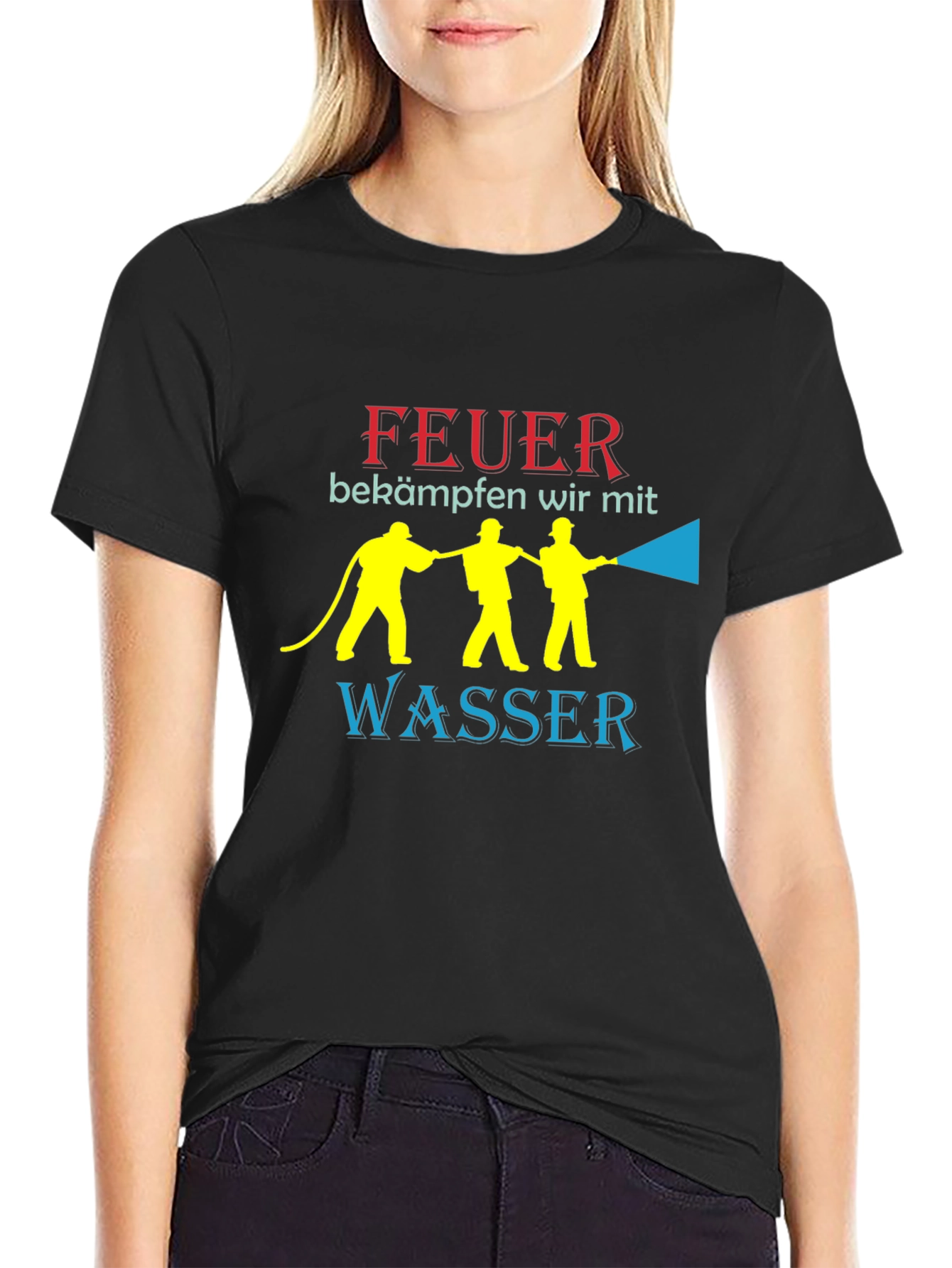 Feuer T-Shirt: Firefighters Fight Fire With Water