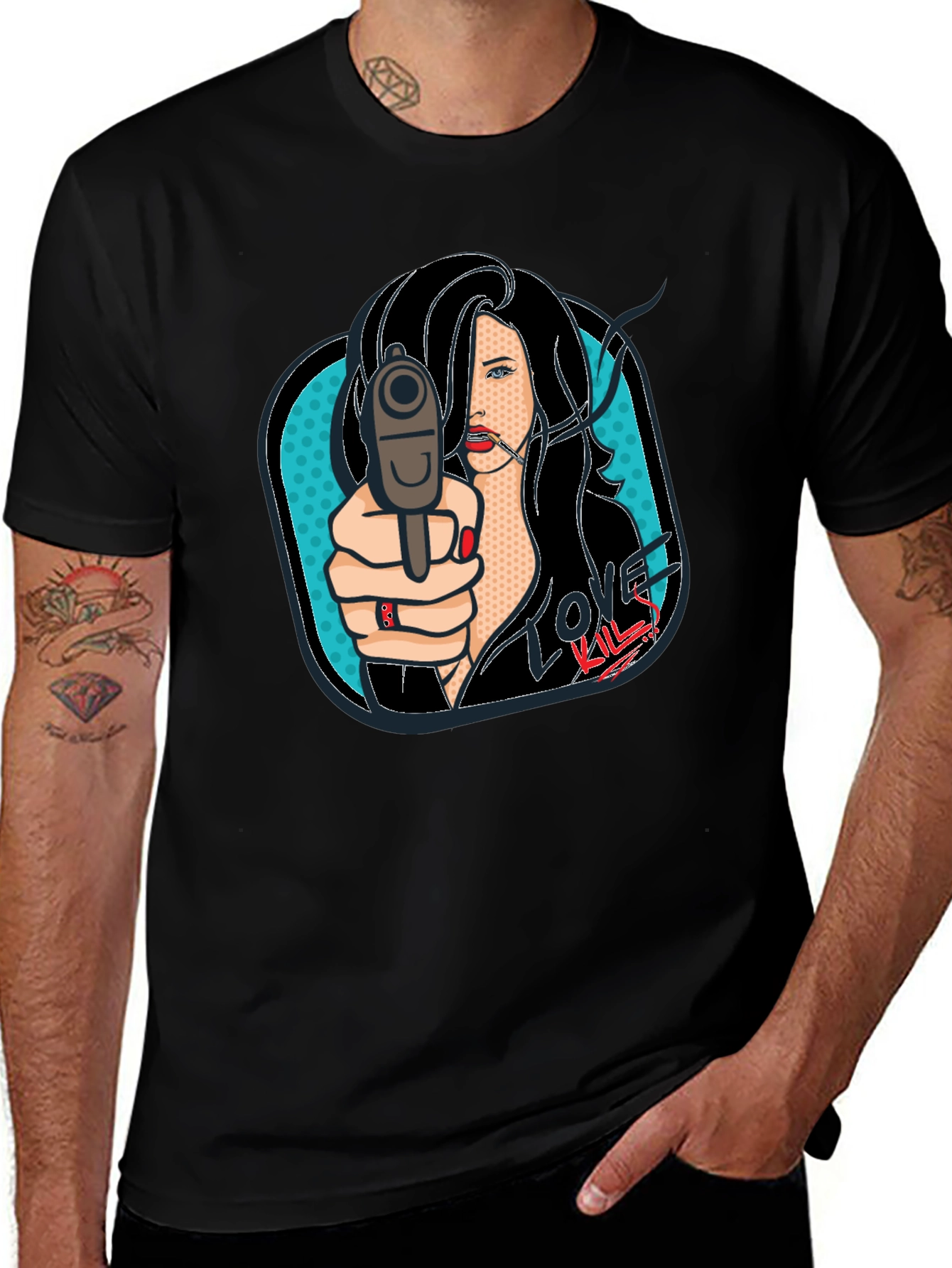 Love Kills Pop Art Graphic Print Black T-Shirt