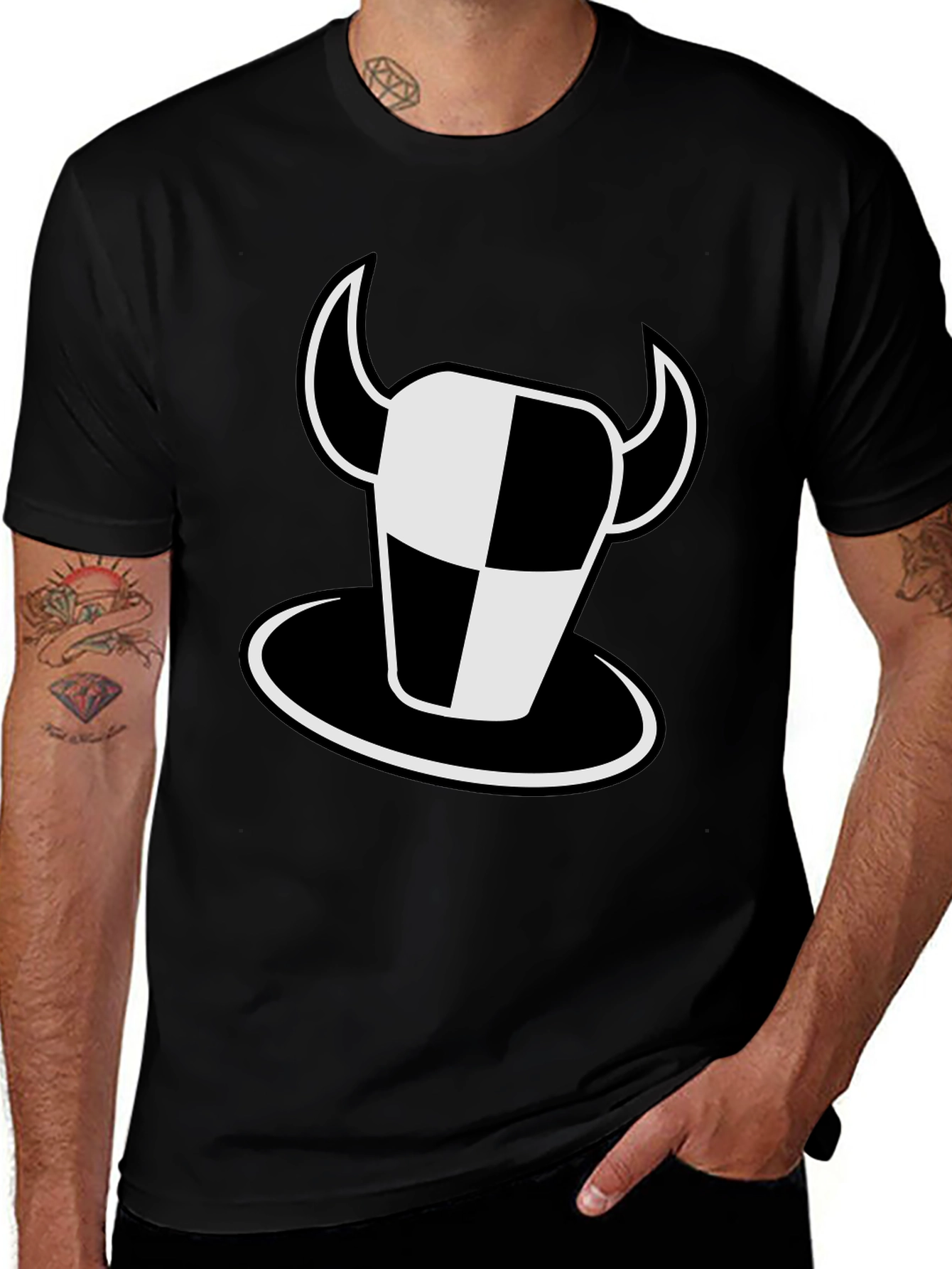 Bullseye Checkered Graphic Tee - Black
