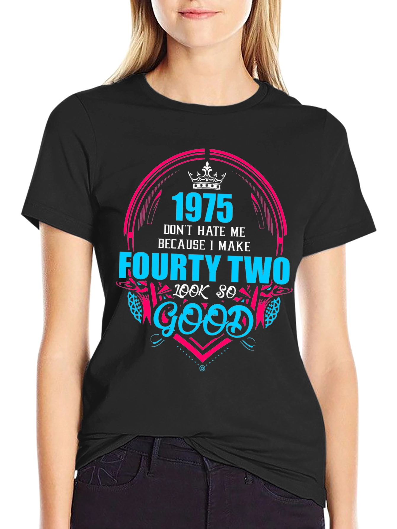 1975 Forty-Two Birthday Graphic T-Shirt