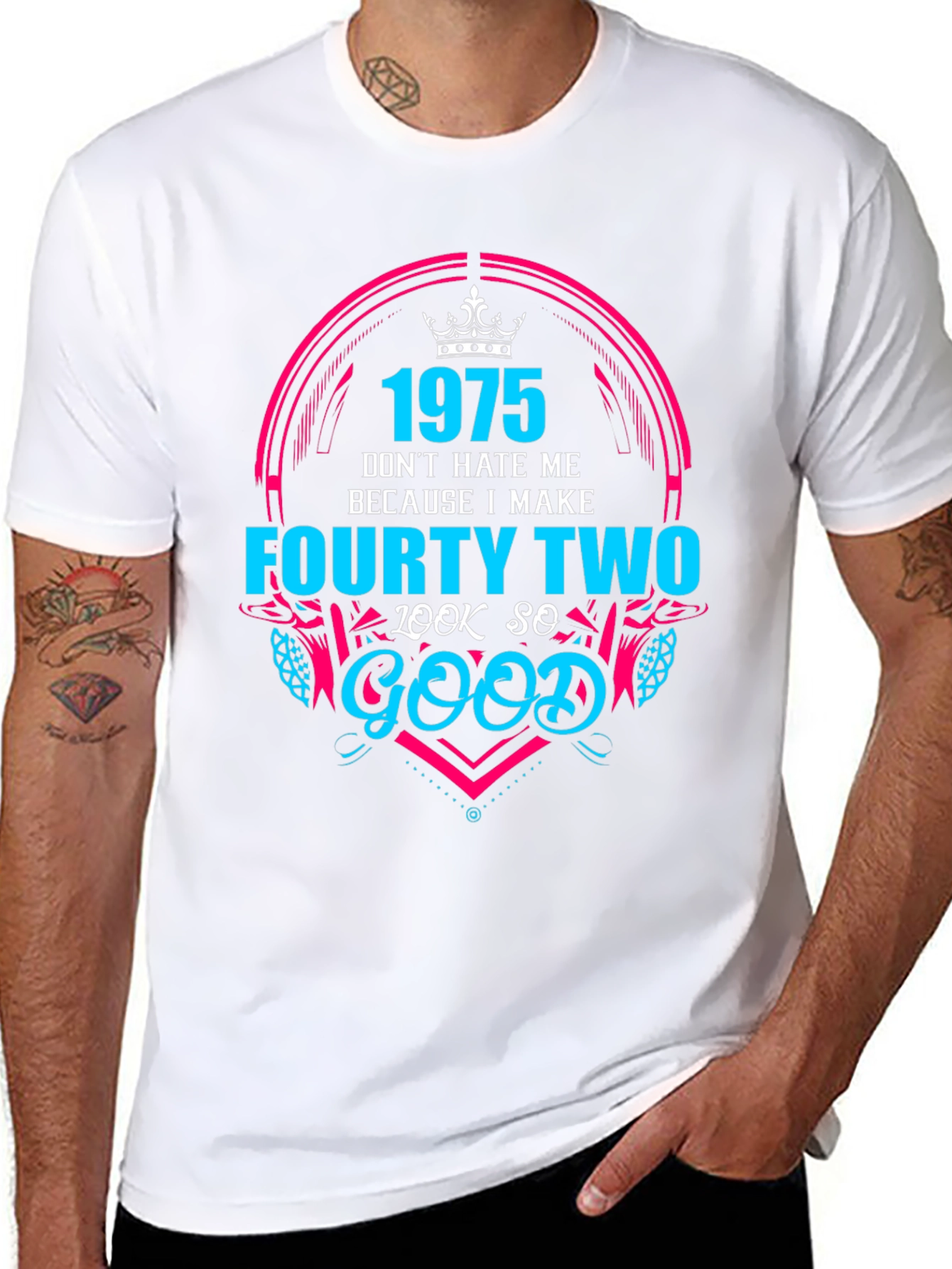 1975 Forty-Two Birthday Graphic T-Shirt