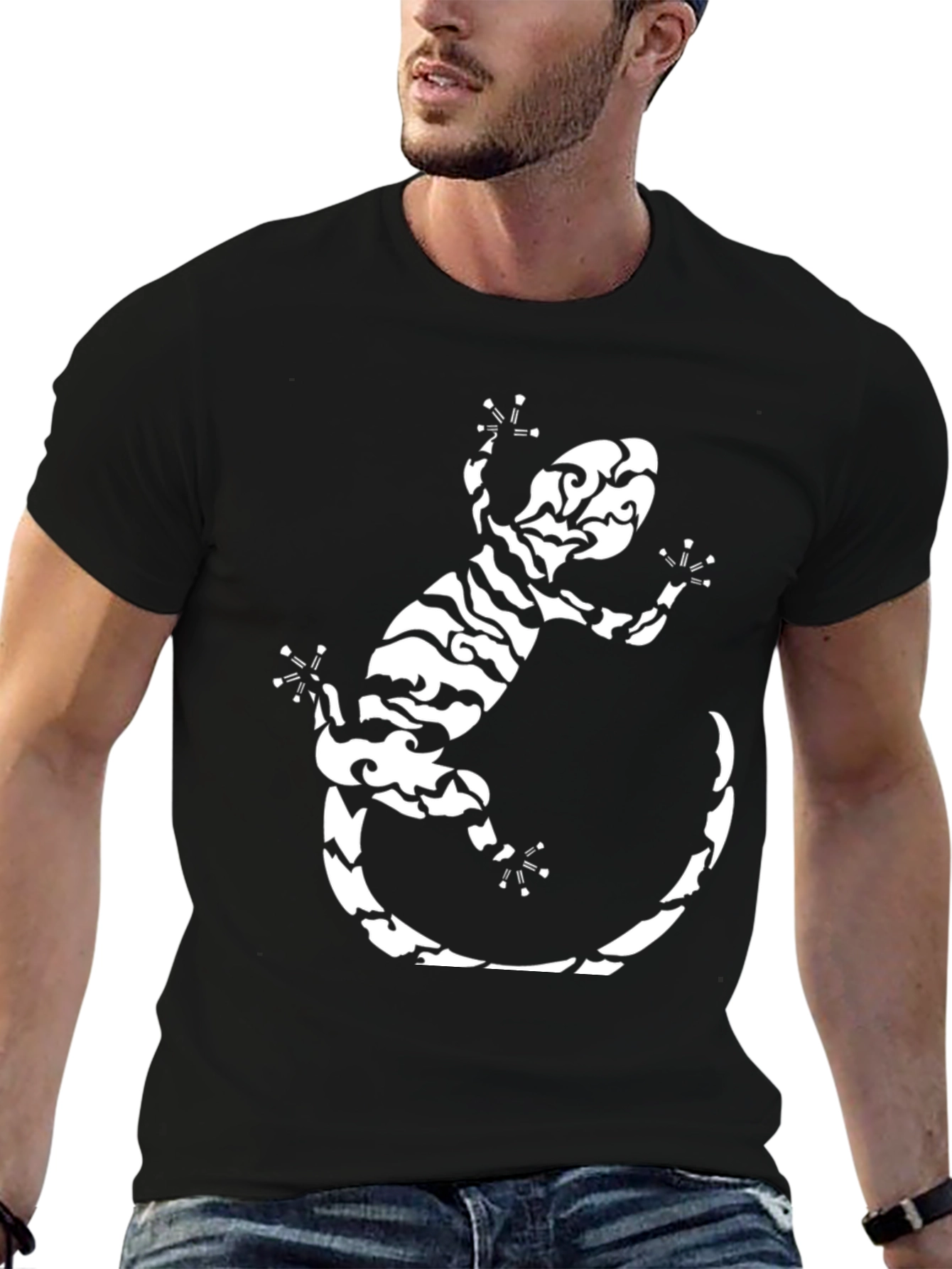 Tribal Gecko Graphic Tee - Stylish Black T-Shirt