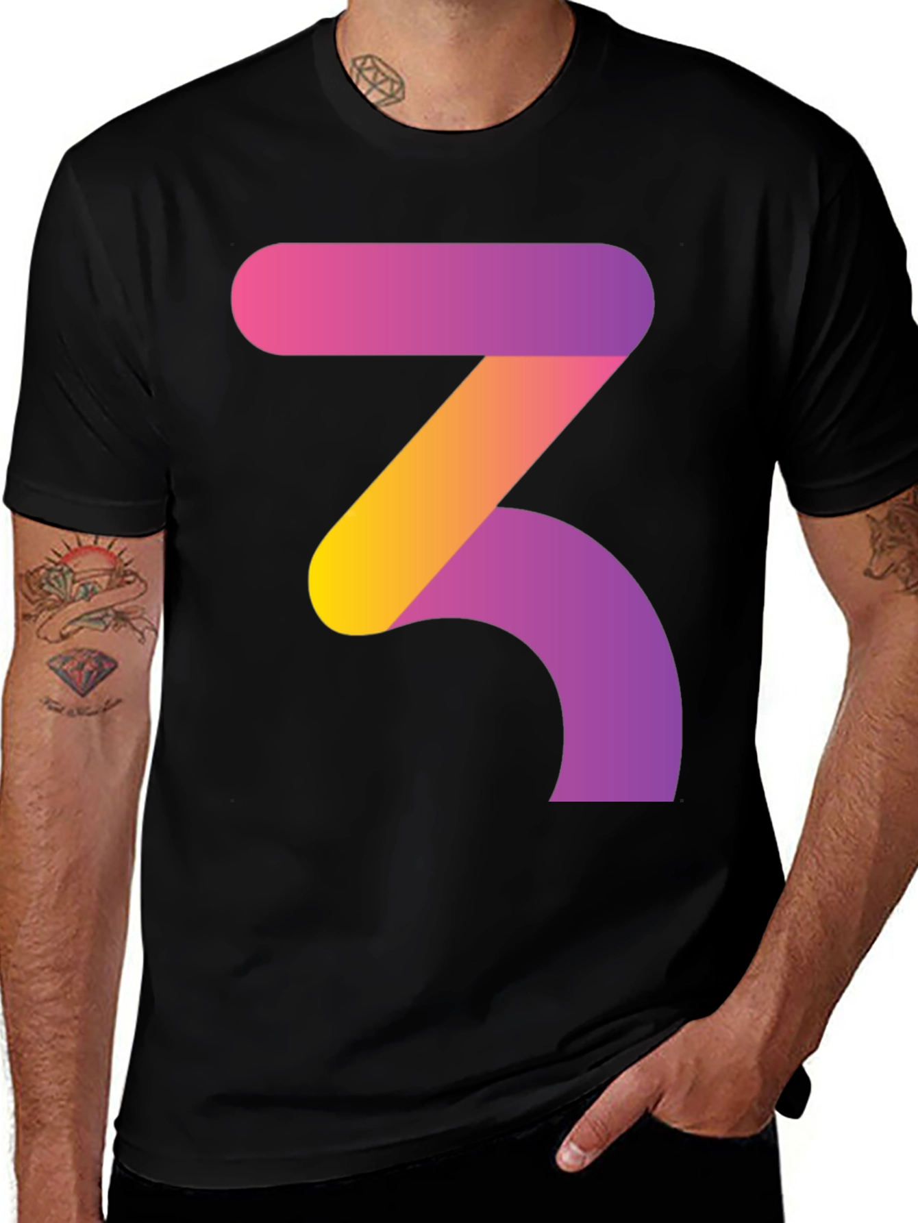 Gradient Number 3 Graphic Tee - Modern Style