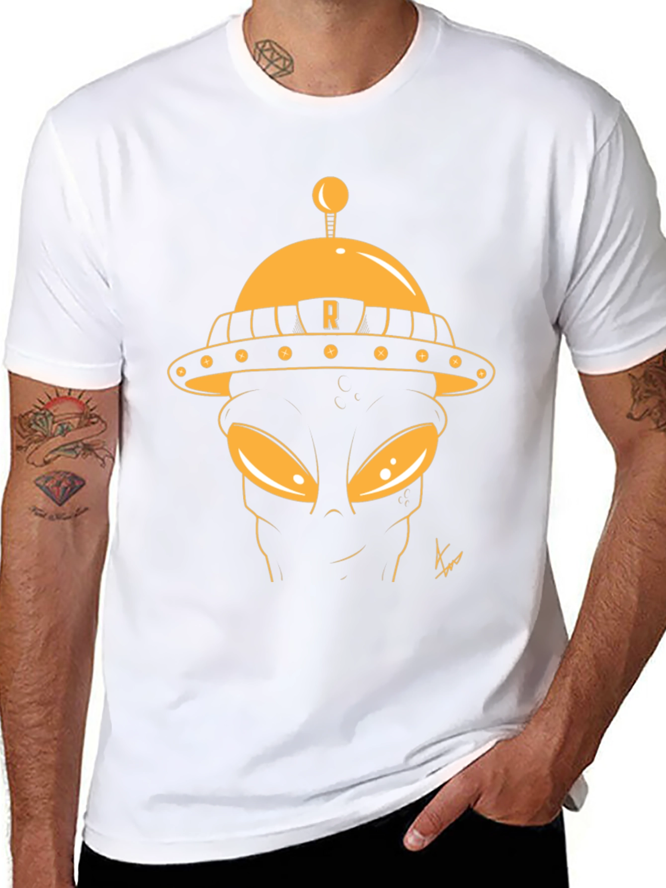 Retro Alien Graphic Tee - Black Cotton